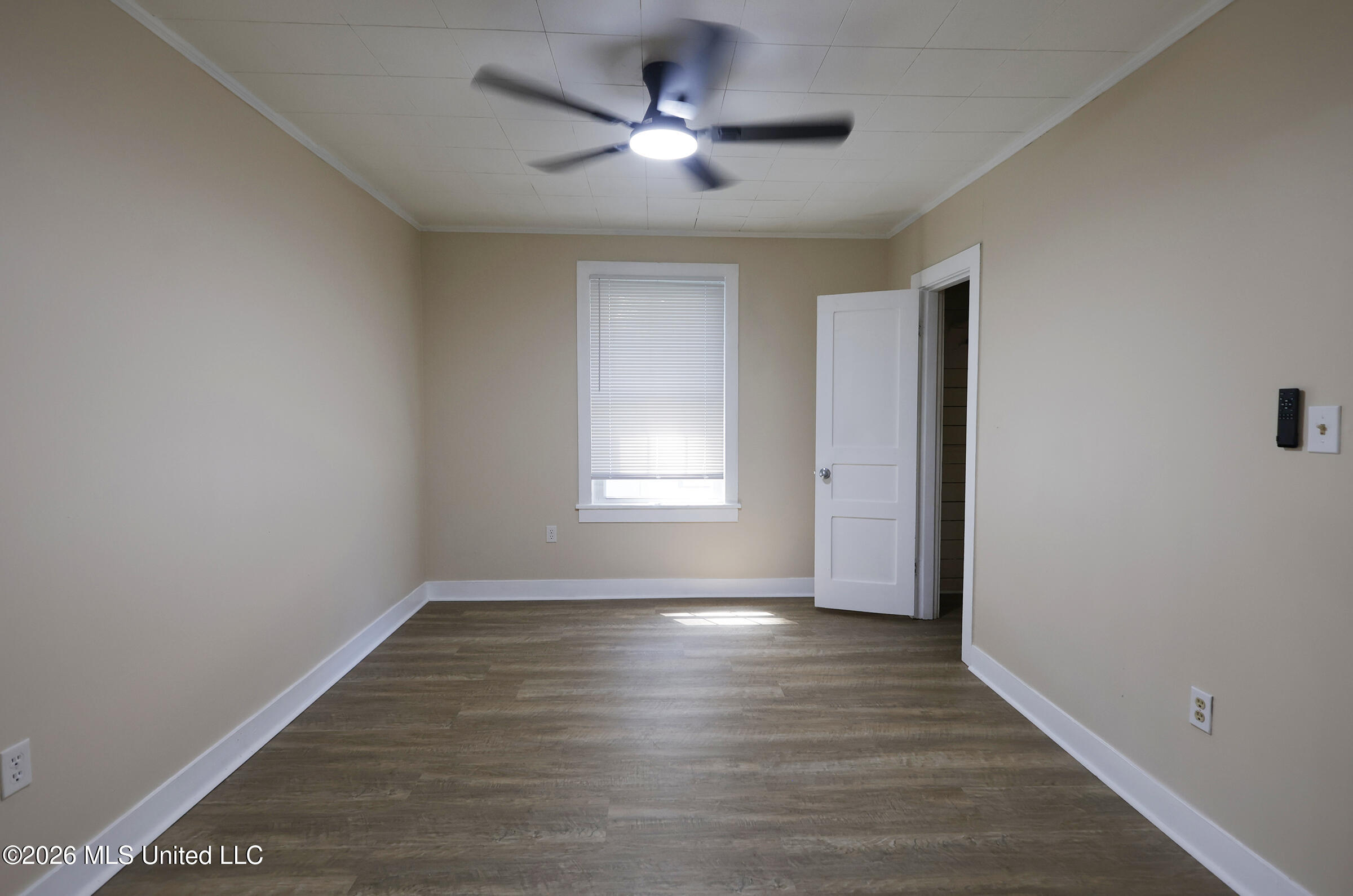 901 3rd Street Property Photo 19