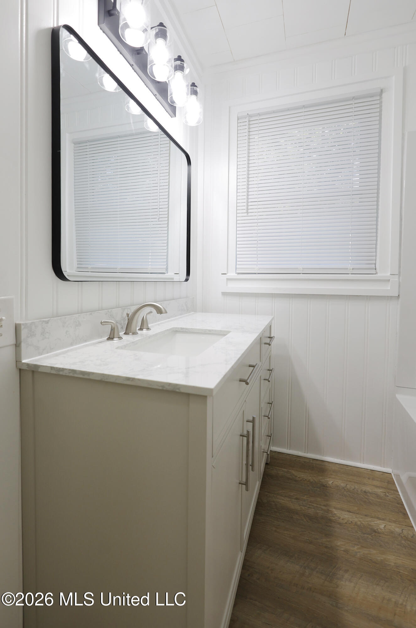901 3rd Street Property Photo 23