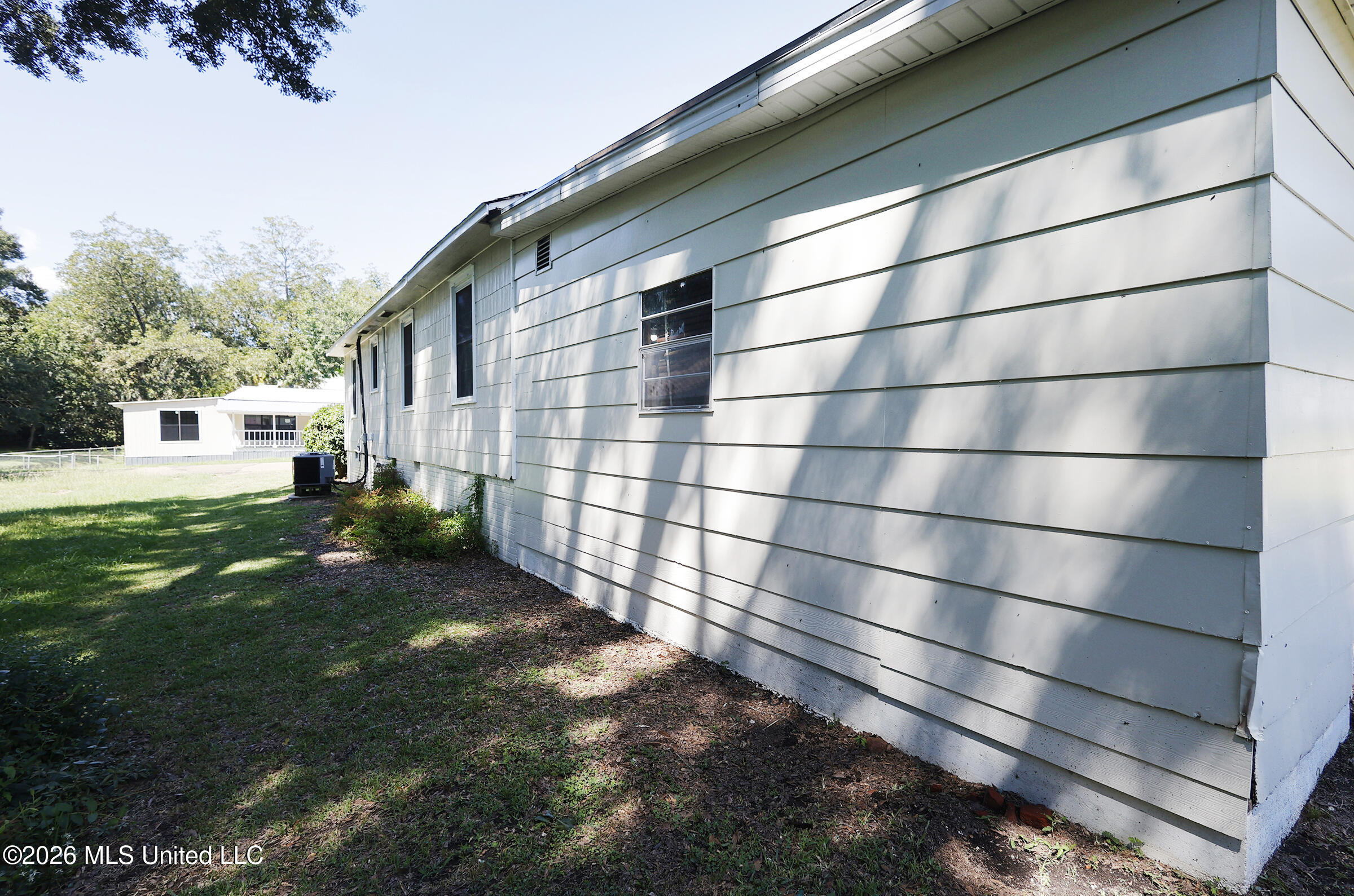 901 3rd Street Property Photo 32