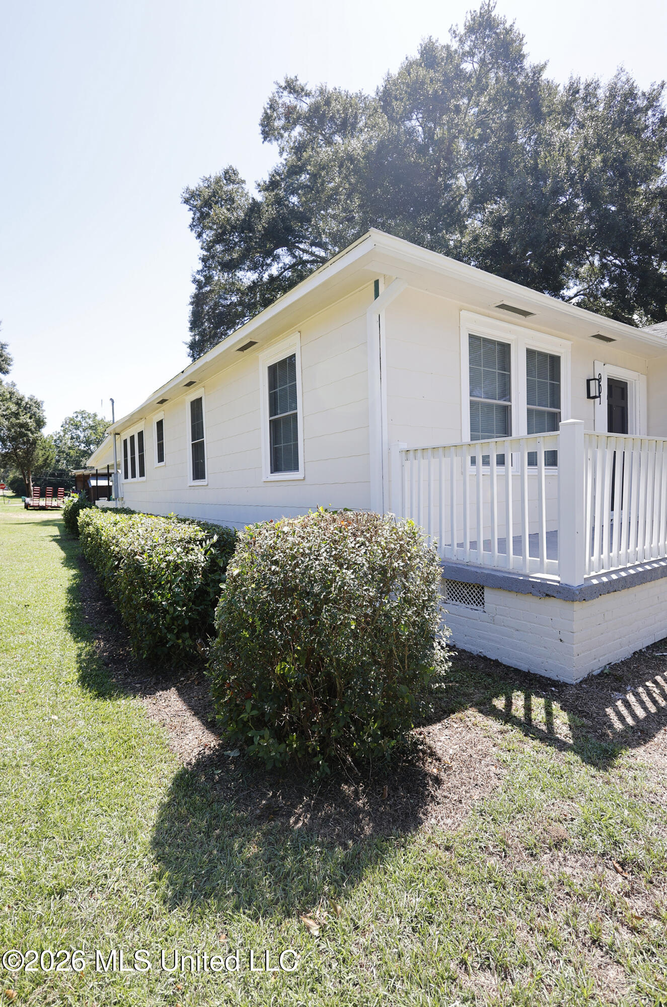 901 3rd Street Property Photo 34