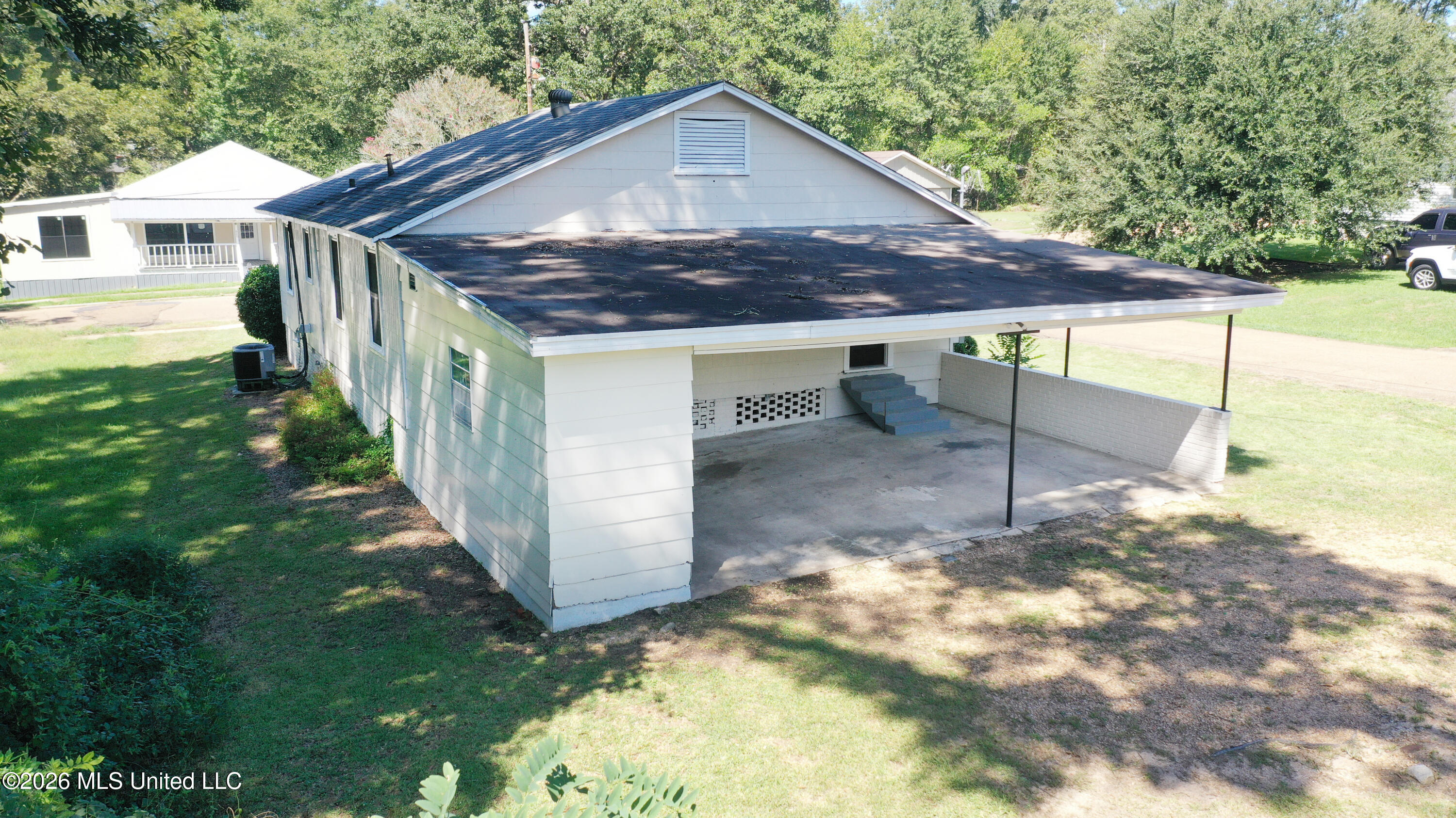 901 3rd Street Property Photo 37