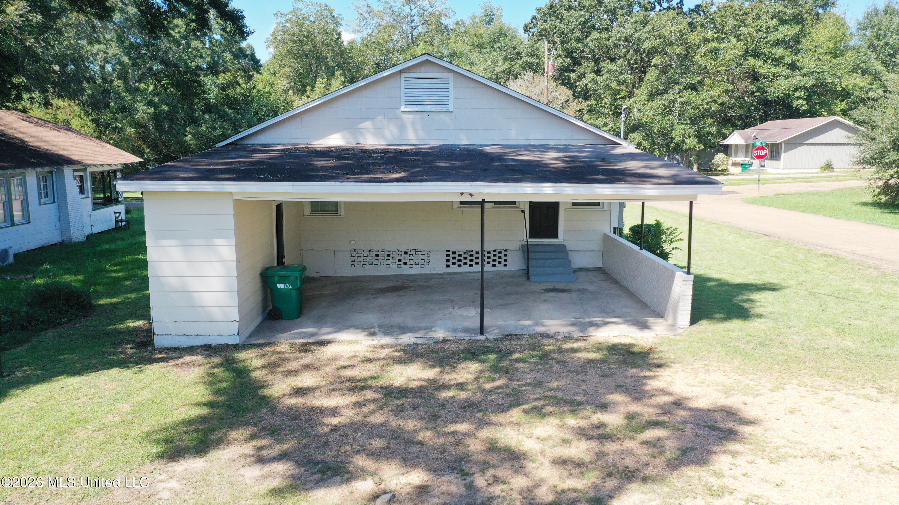 901 3rd Street Property Photo 38