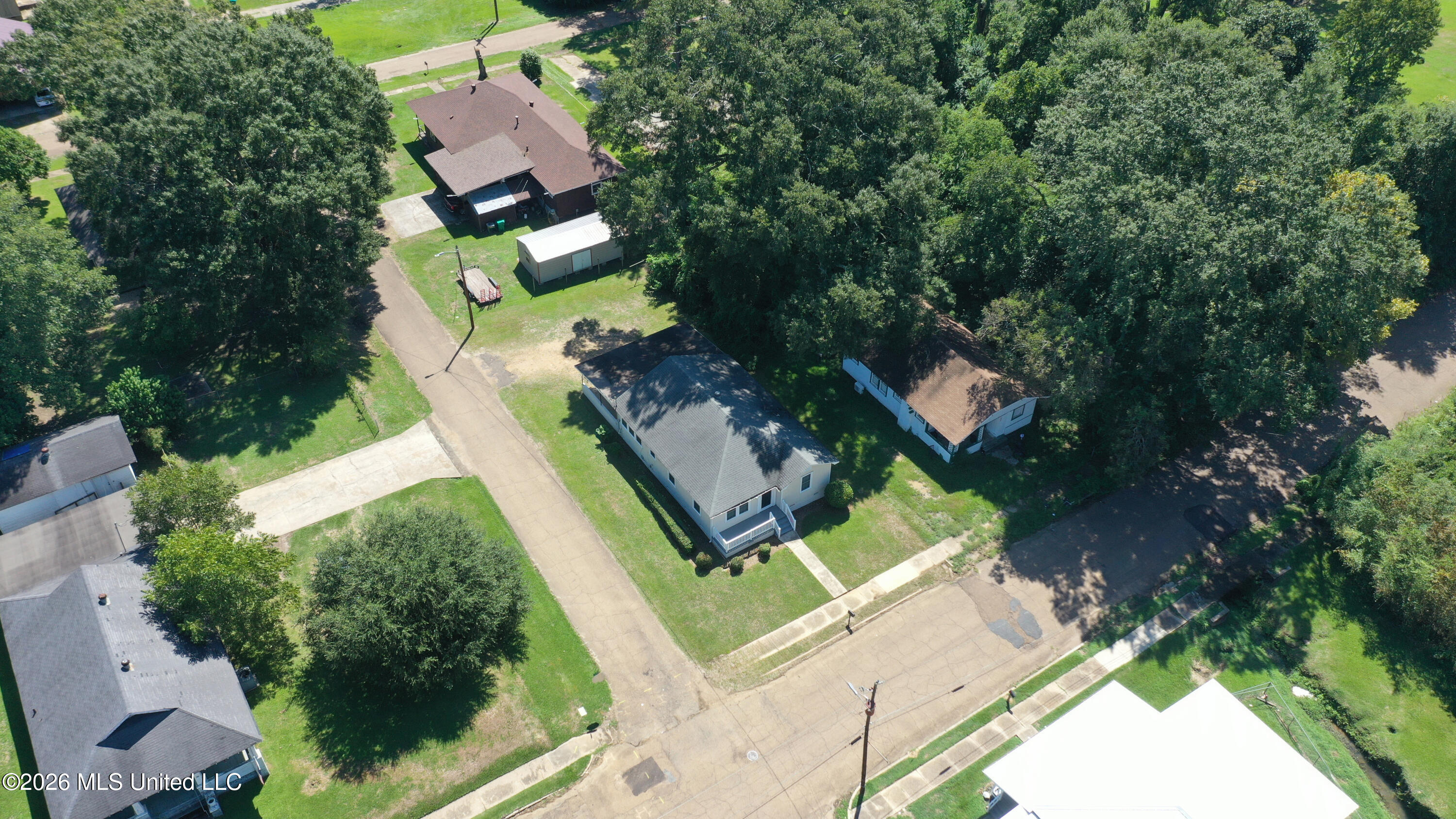 901 3rd Street Property Photo 47