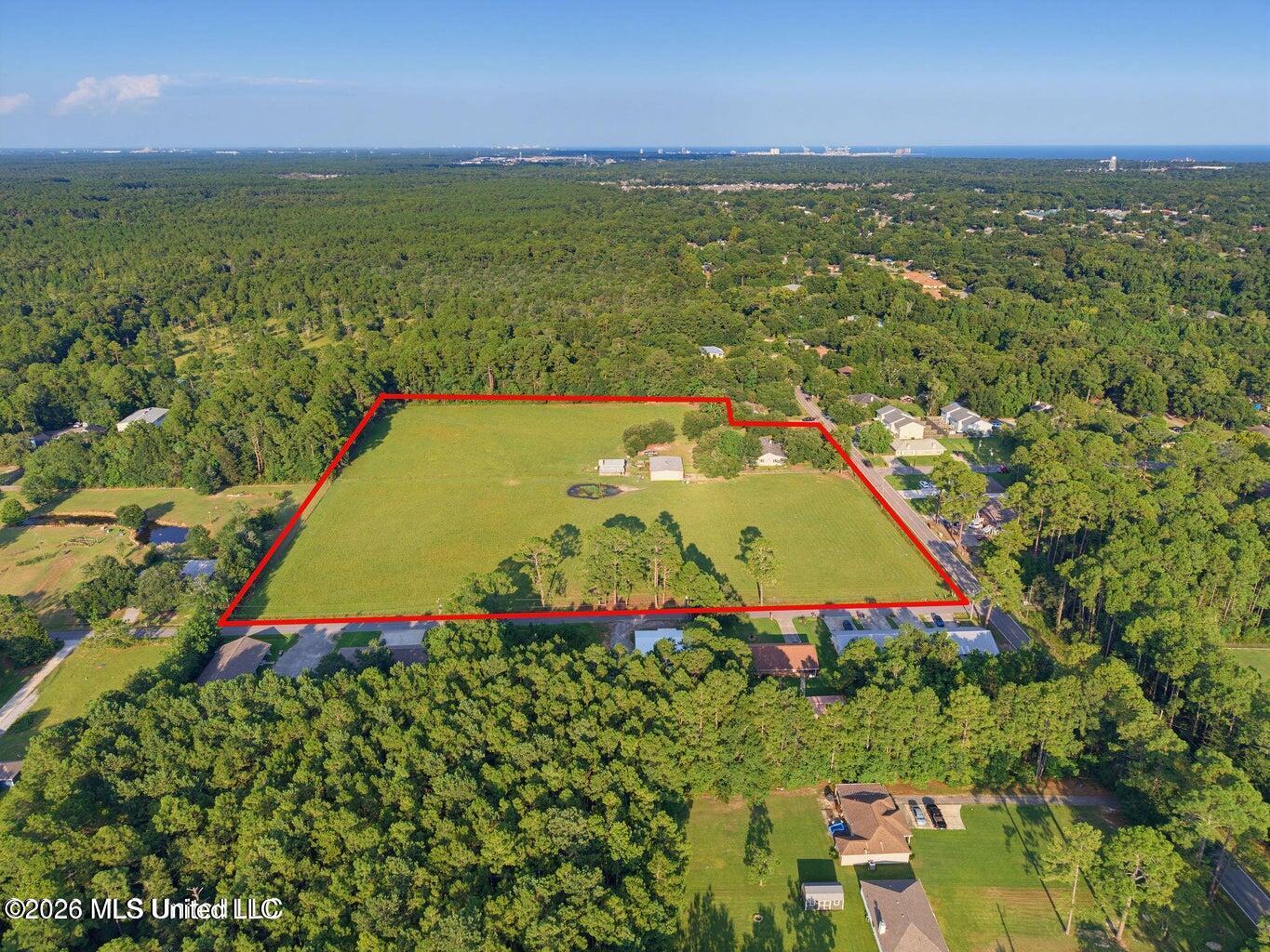 20222 Daugherty Road Property Photo 5