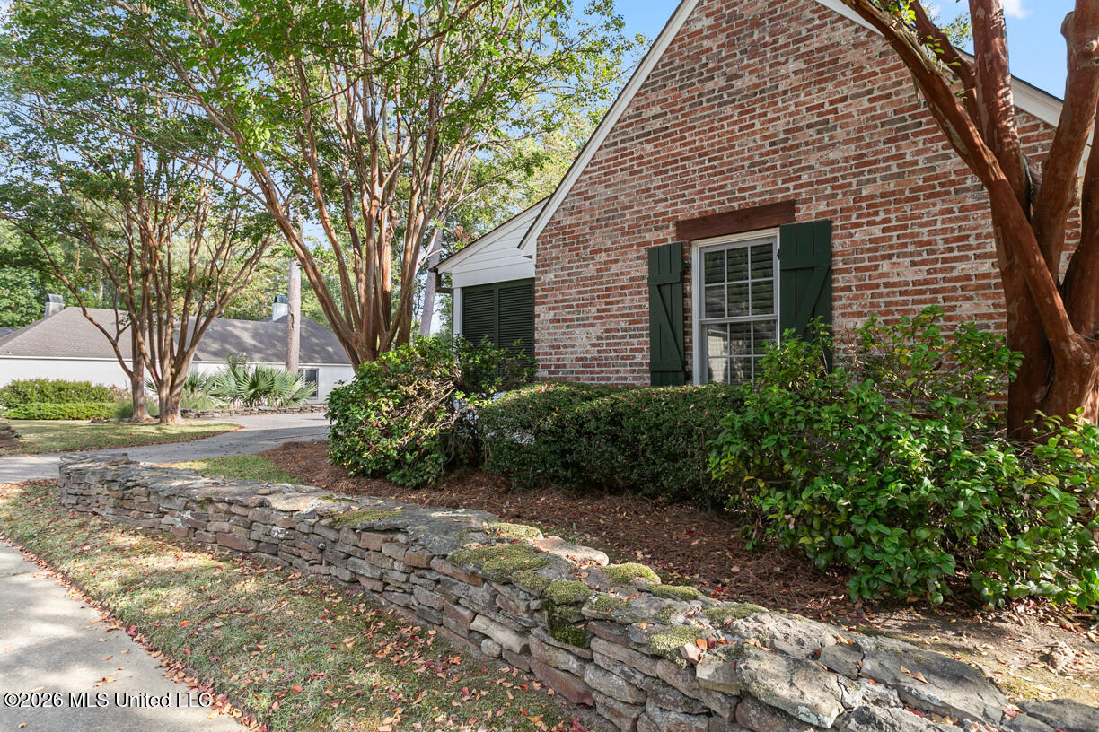 17 Pear Orchard Park Property Photo 7