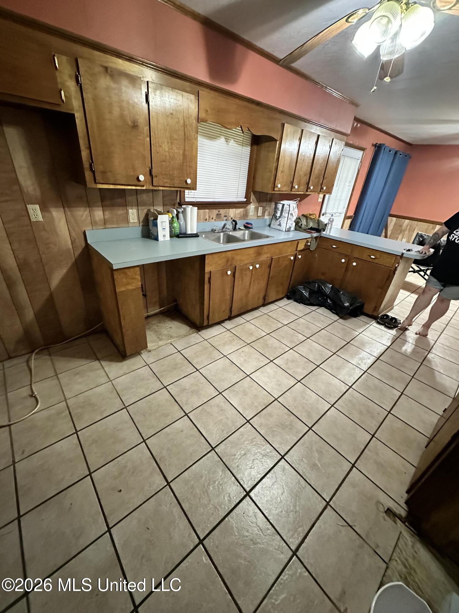 17 Howard Street Property Photo 6
