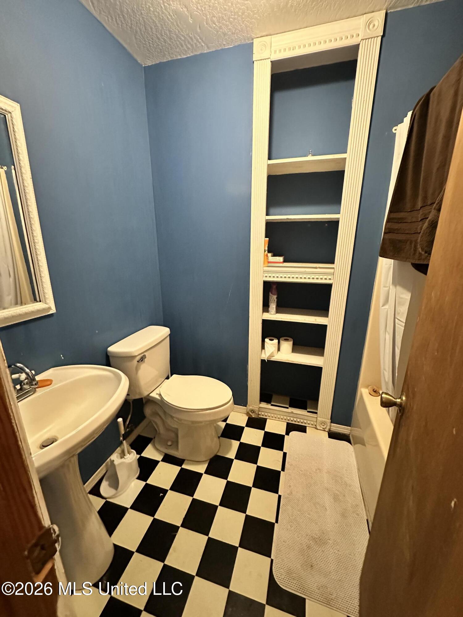 17 Howard Street Property Photo 14