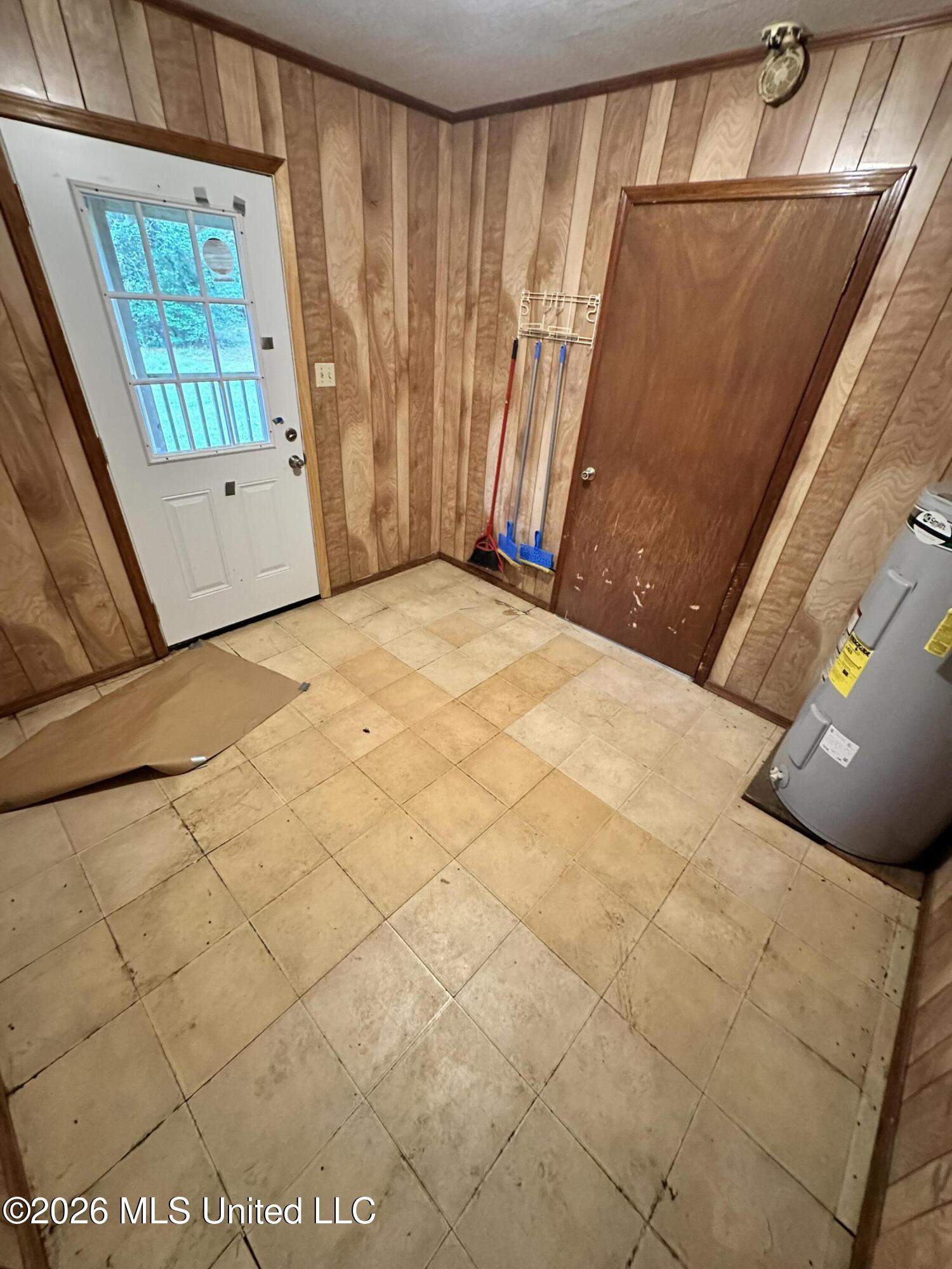 17 Howard Street Property Photo 17