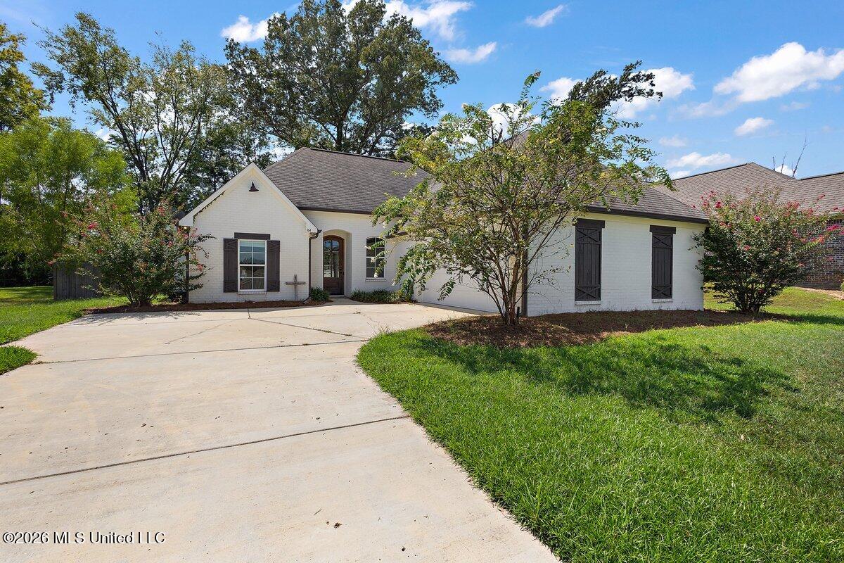 164 Sweetbriar Circle Property Photo 1