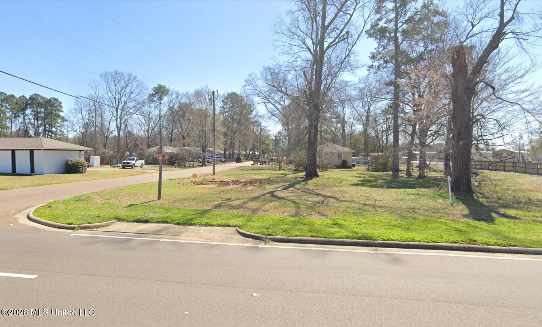 2209 Old Brandon Road Property Photo 2