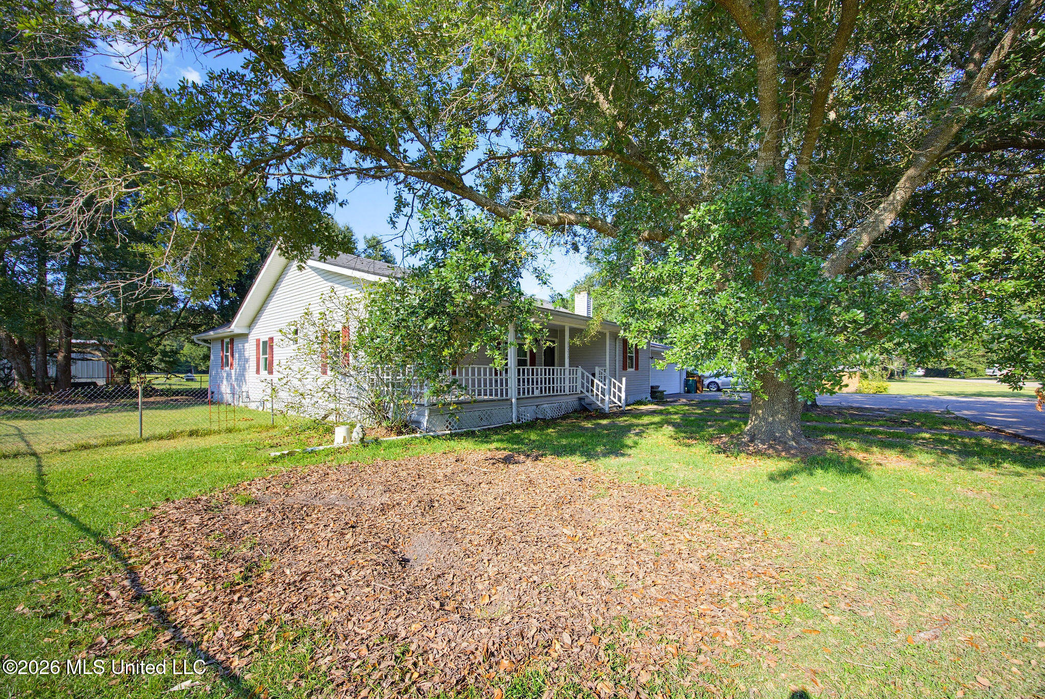 20222 Daugherty Road Property Photo 4
