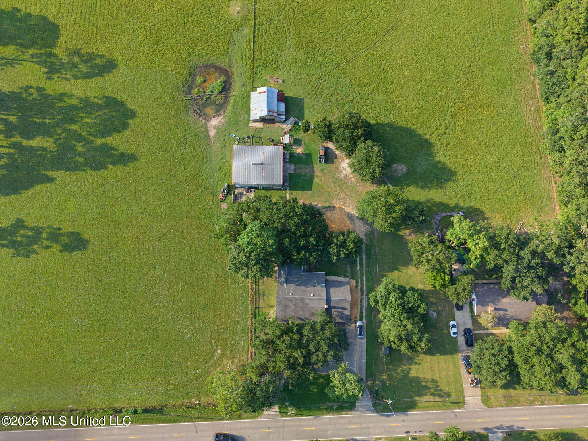 20222 Daugherty Road Property Photo 9