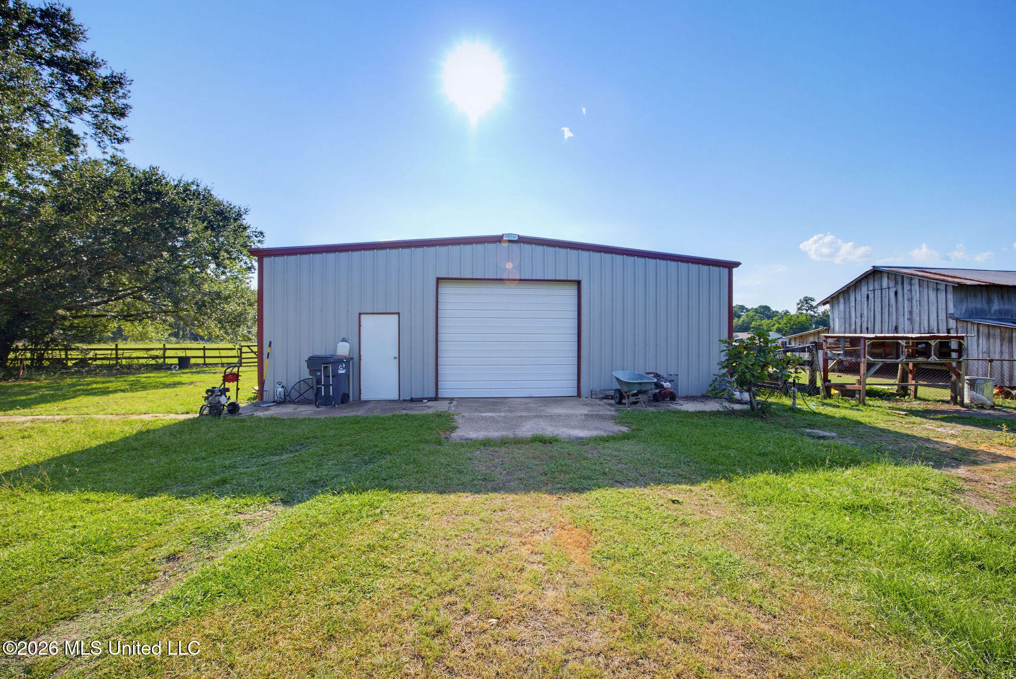 20222 Daugherty Road Property Photo 12