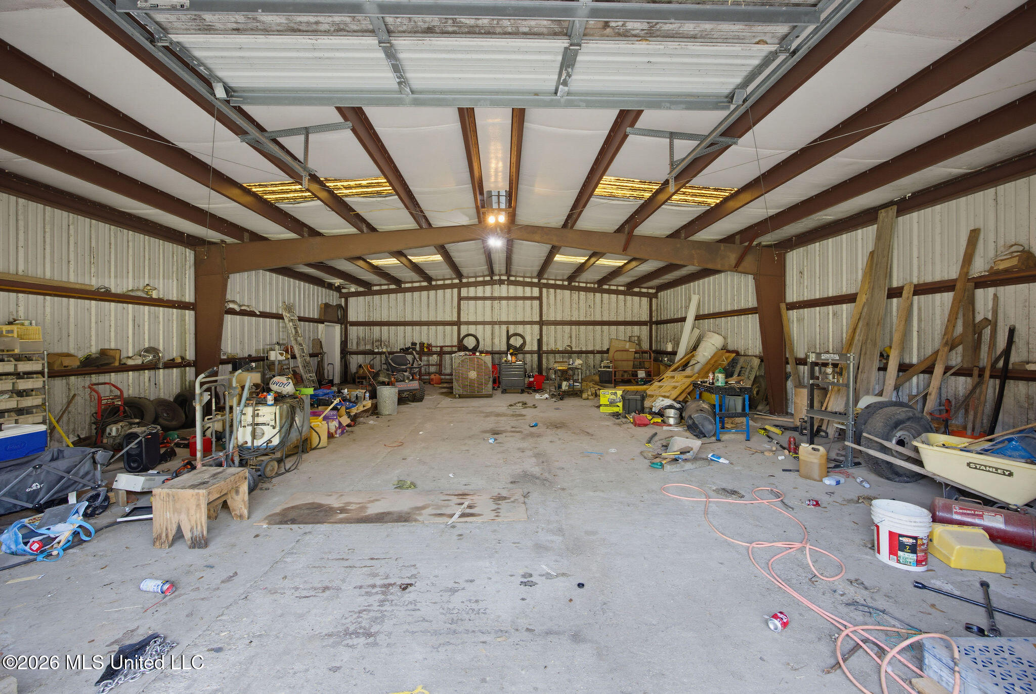 20222 Daugherty Road Property Photo 14