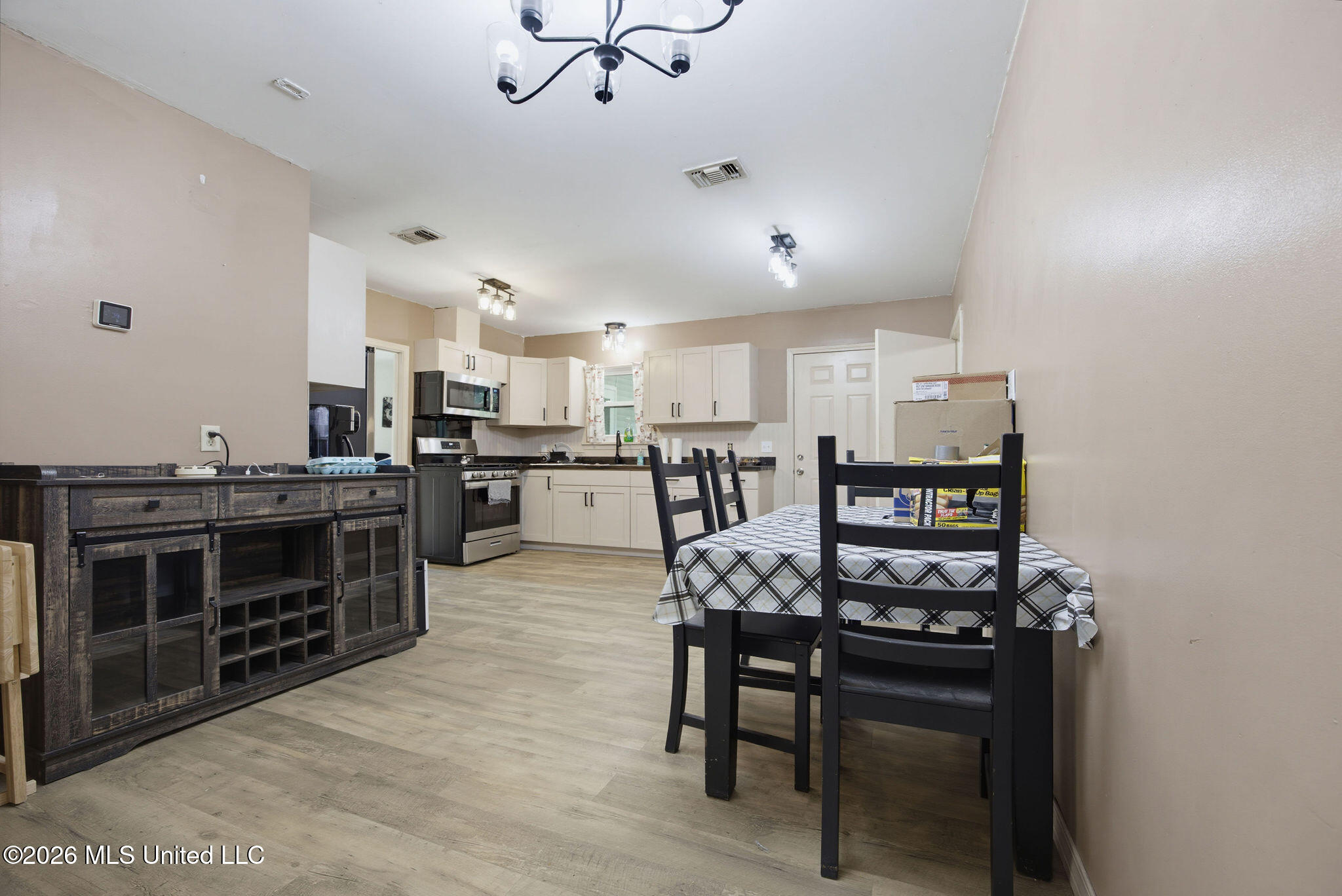 20222 Daugherty Road Property Photo 20