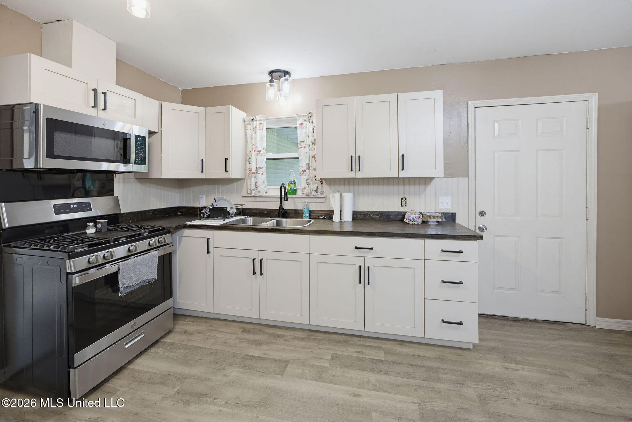 20222 Daugherty Road Property Photo 23