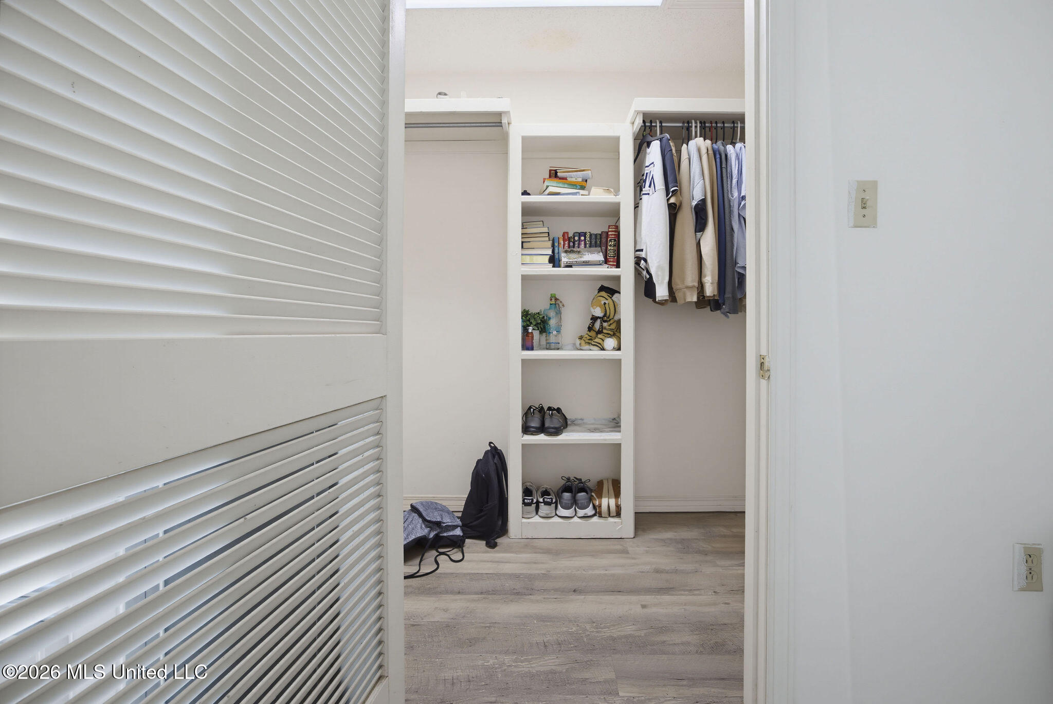 20222 Daugherty Road Property Photo 36