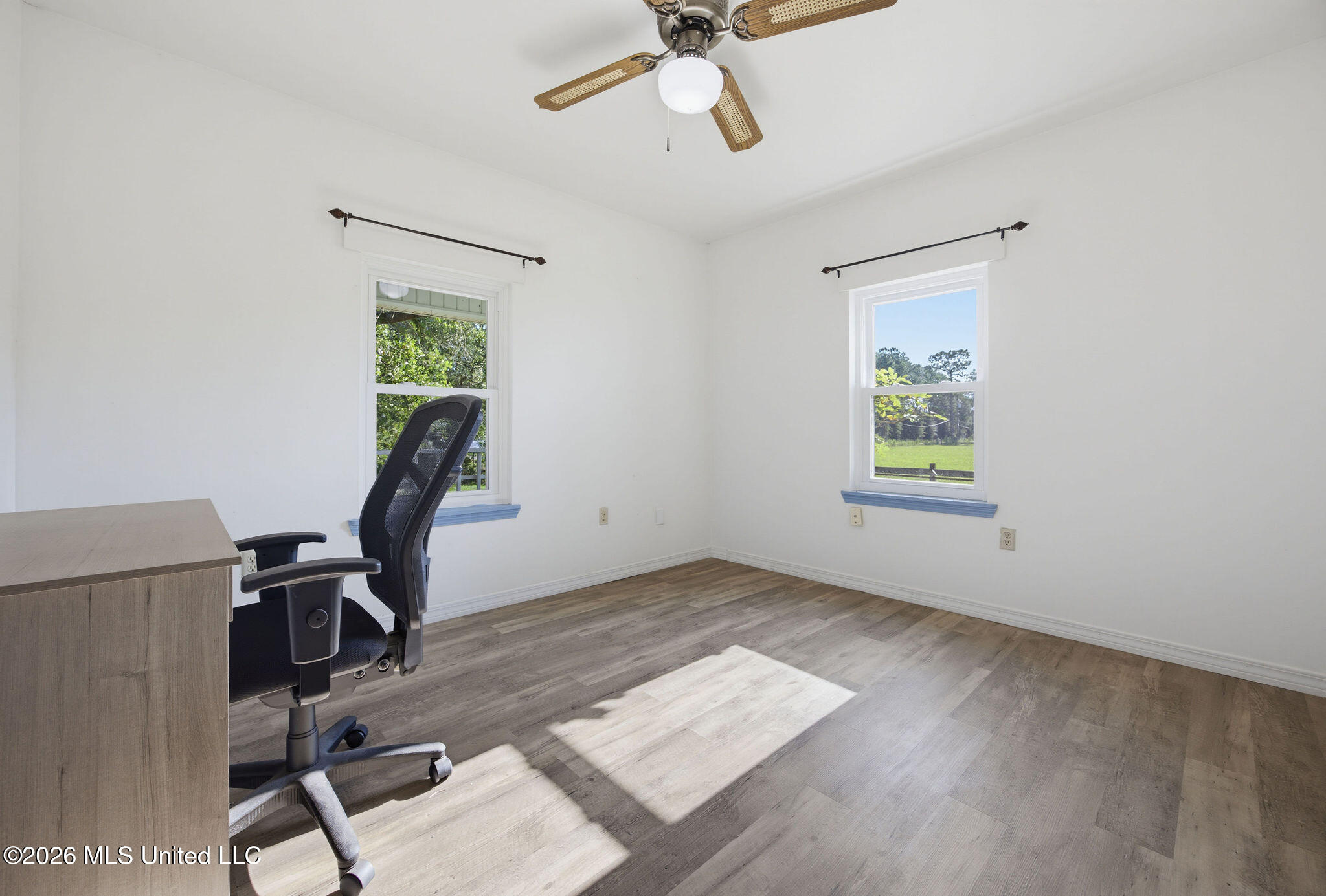 20222 Daugherty Road Property Photo 38