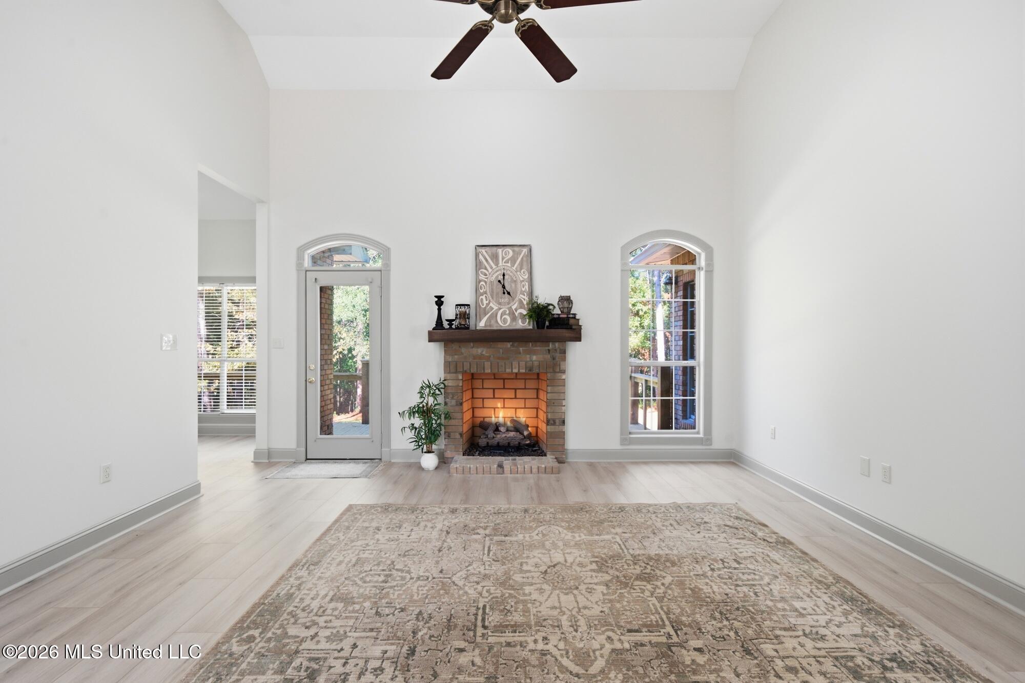 127 Cherry Oak Trail Property Photo 7