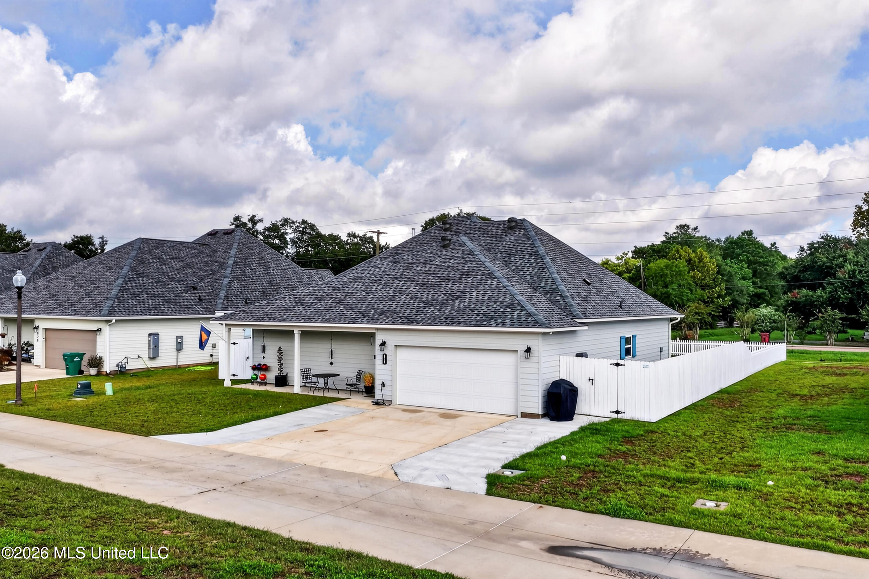 818 Old Spanish Trail Property Photo 34