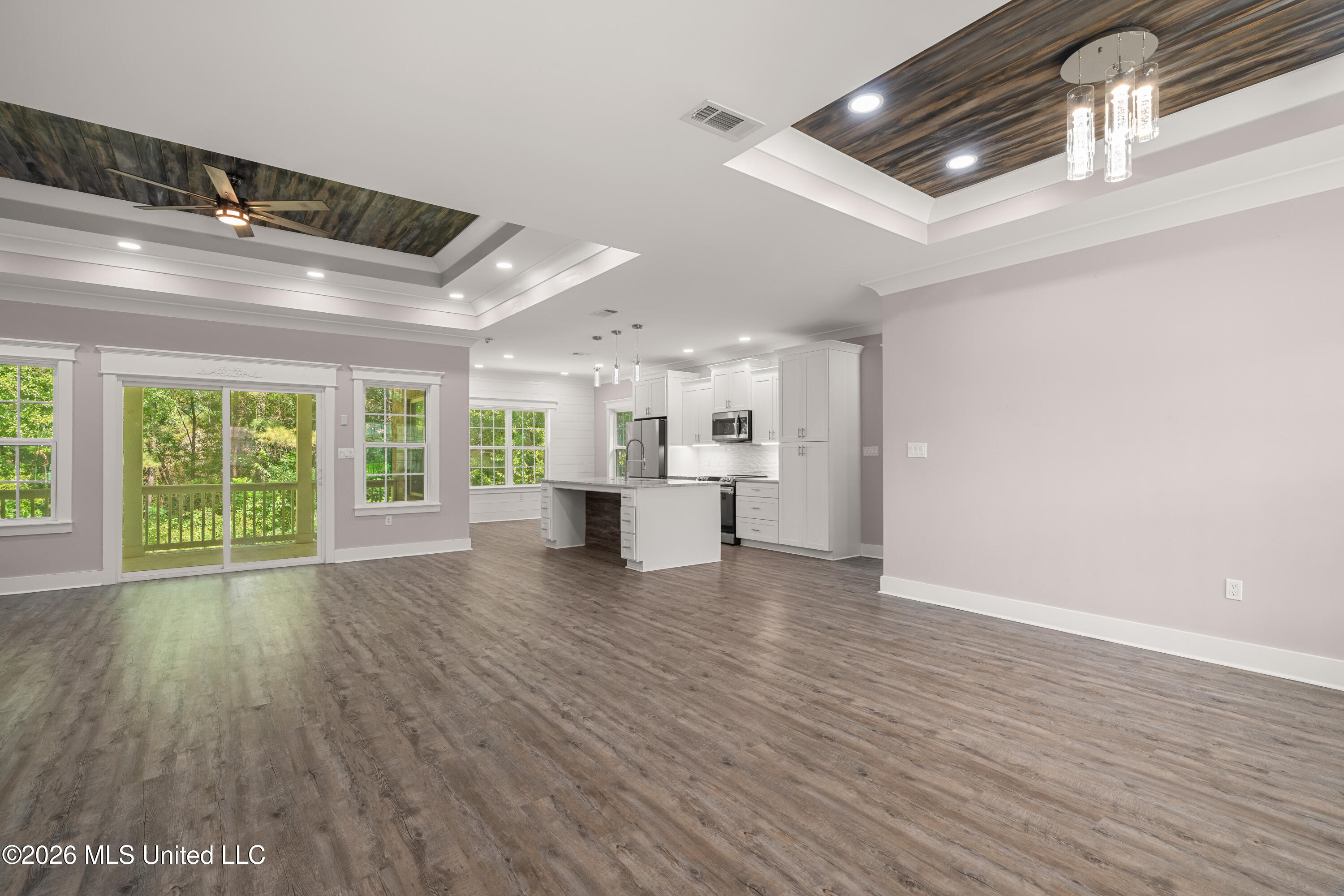 23 E Chapel Hill Boulevard Property Photo 5