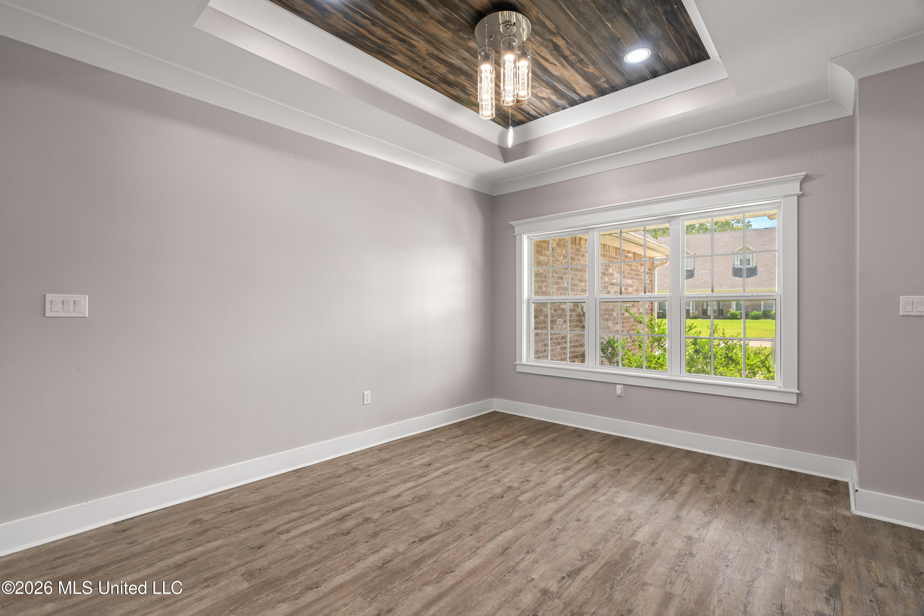 23 E Chapel Hill Boulevard Property Photo 17