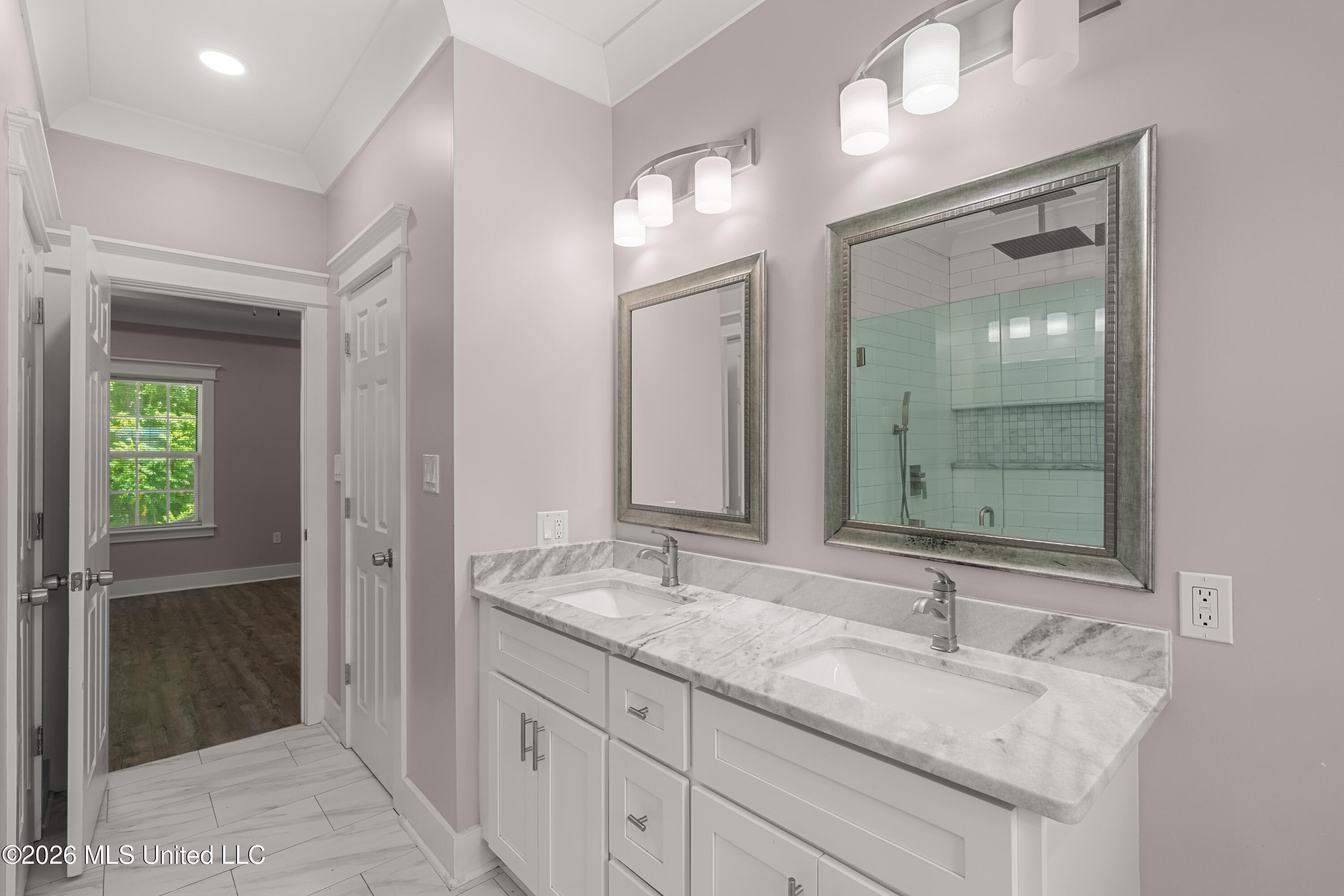 23 E Chapel Hill Boulevard Property Photo 26