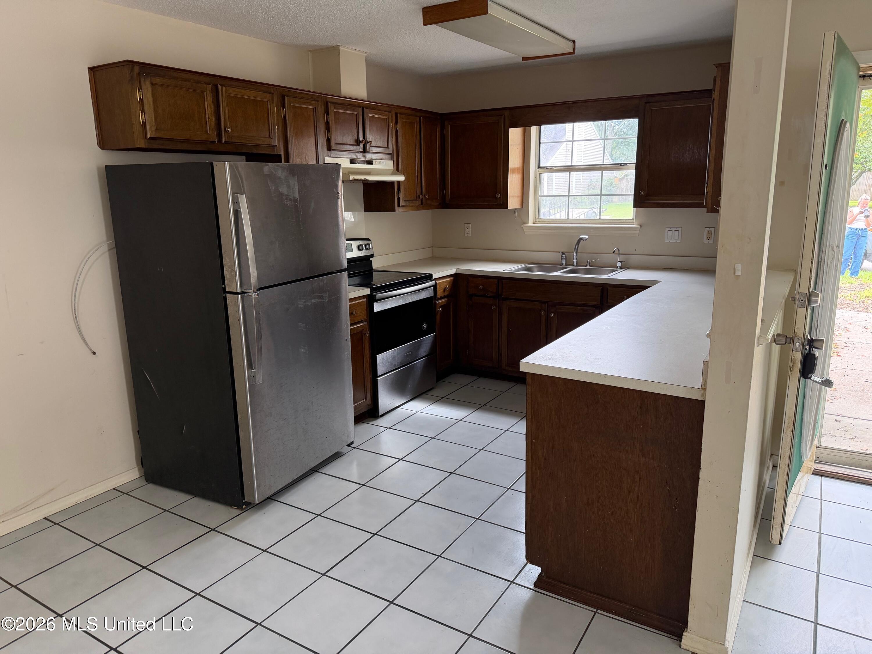 13454 Windsong Drive Property Photo 2