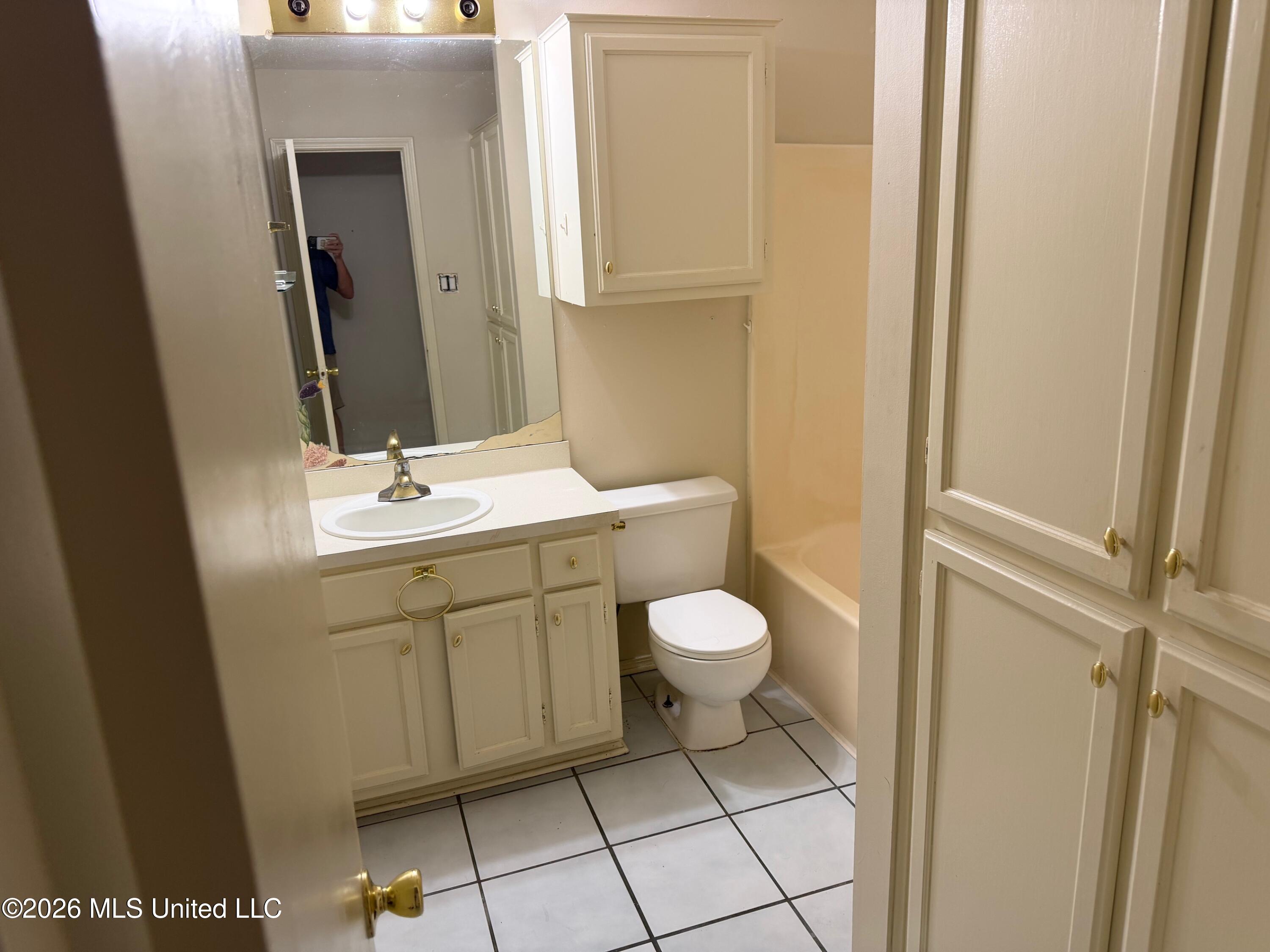 13454 Windsong Drive Property Photo 8