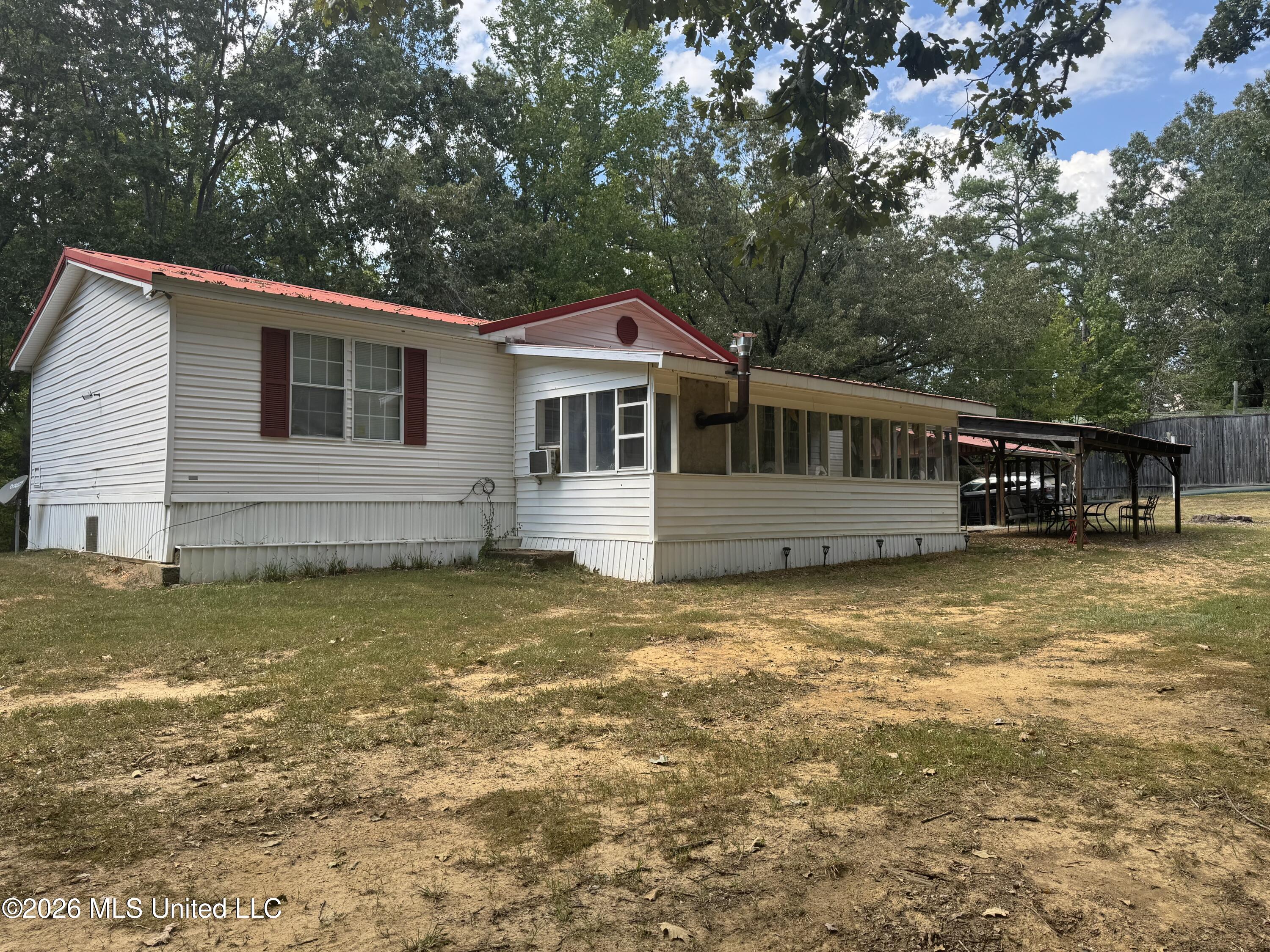 191 Bob White Lane Property Photo 2