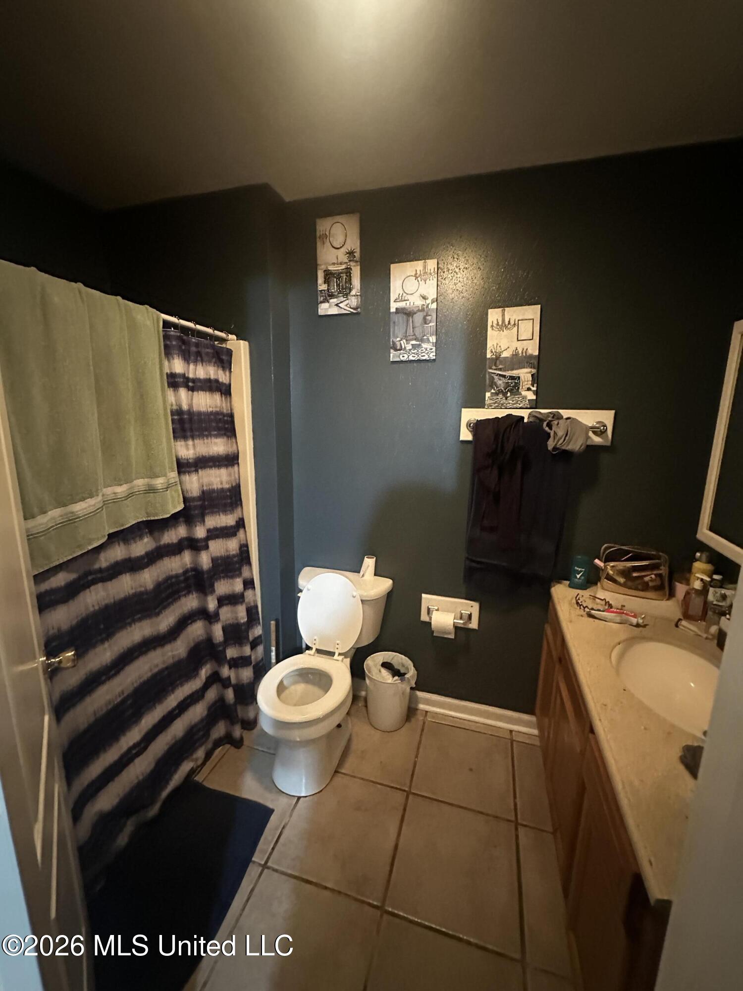6235 W Forrest Street Property Photo 22