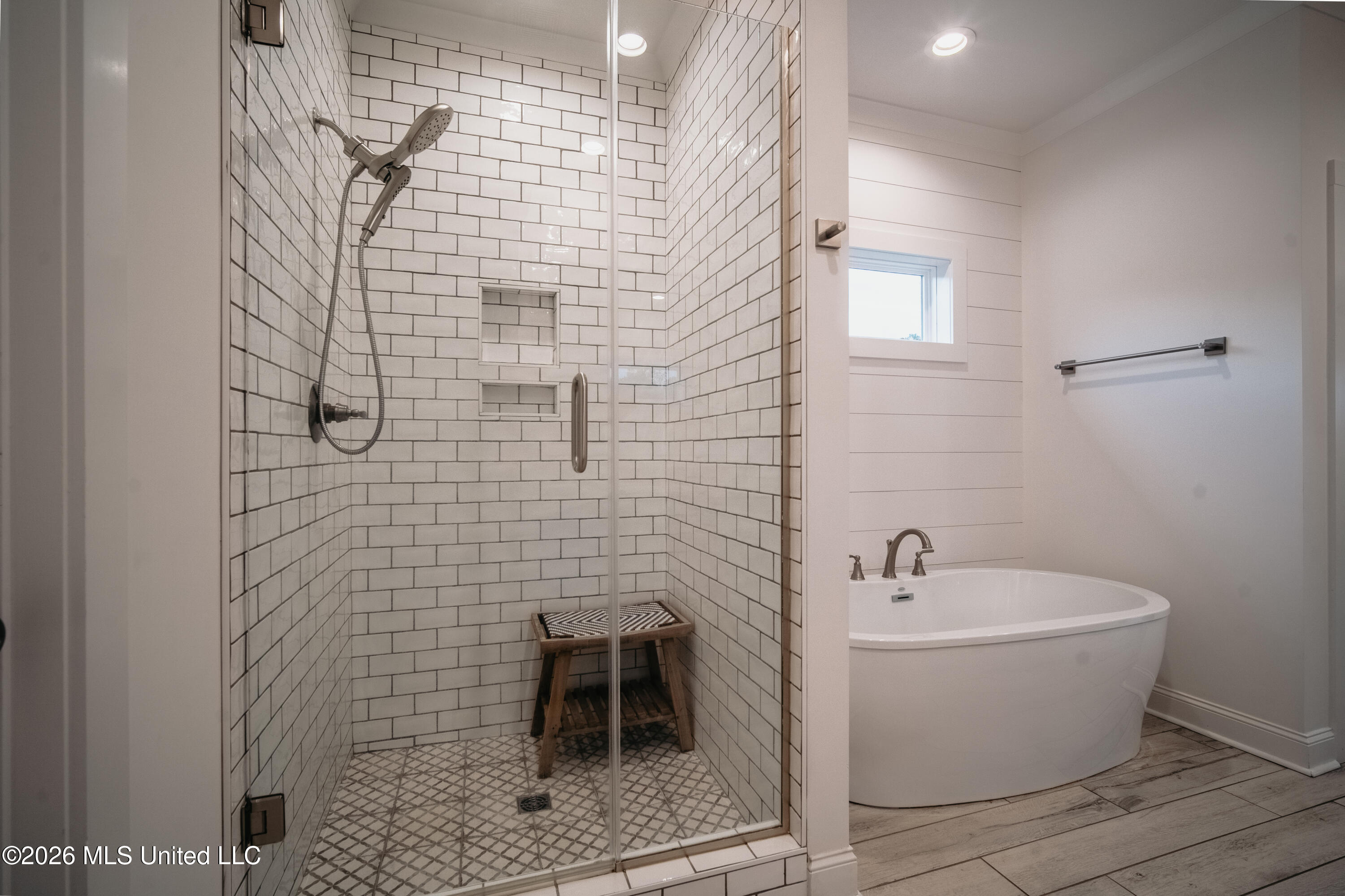 159 Camden Lake Drive Property Photo 8
