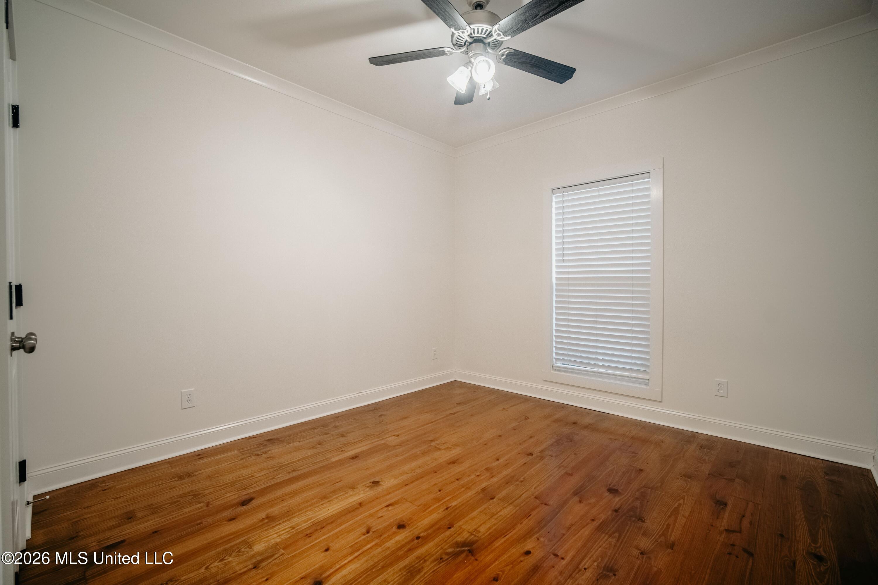 159 Camden Lake Drive Property Photo 24
