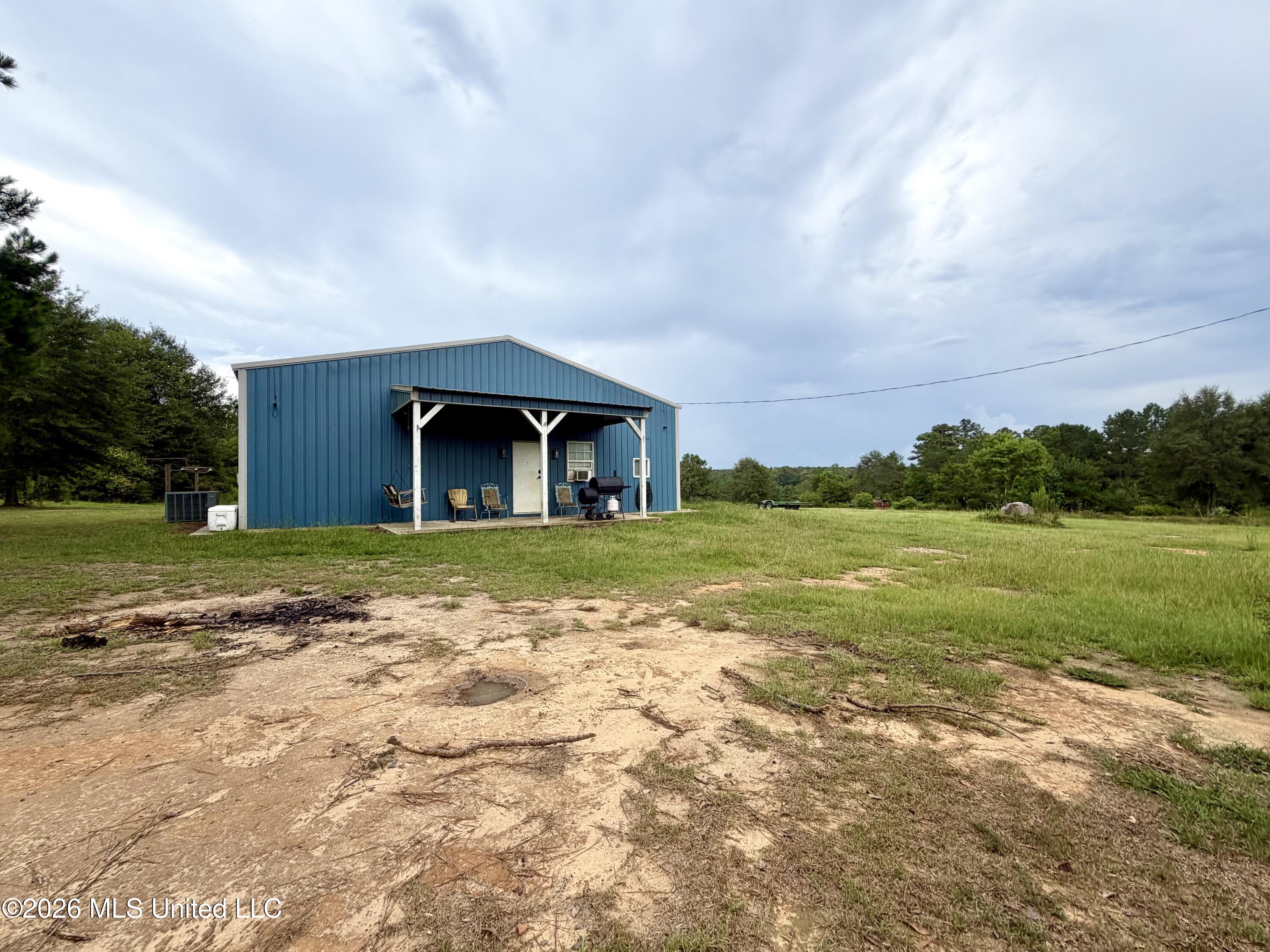 3651 Ruth Drive Property Photo 3