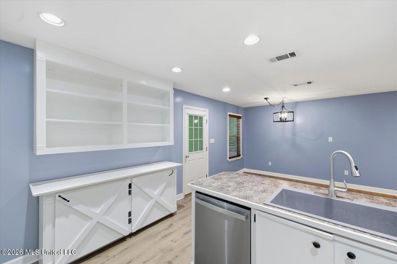 4000 Bethesda Road Property Photo 13