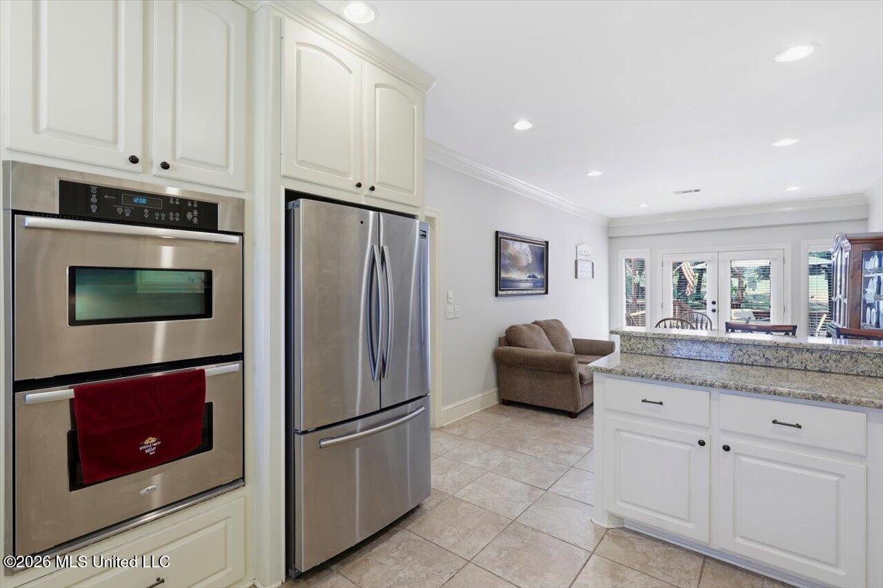489 Annandale Parkway Property Photo 11