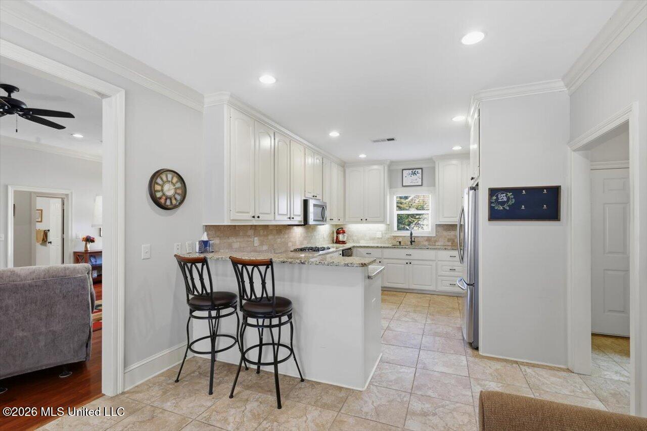 489 Annandale Parkway Property Photo 13