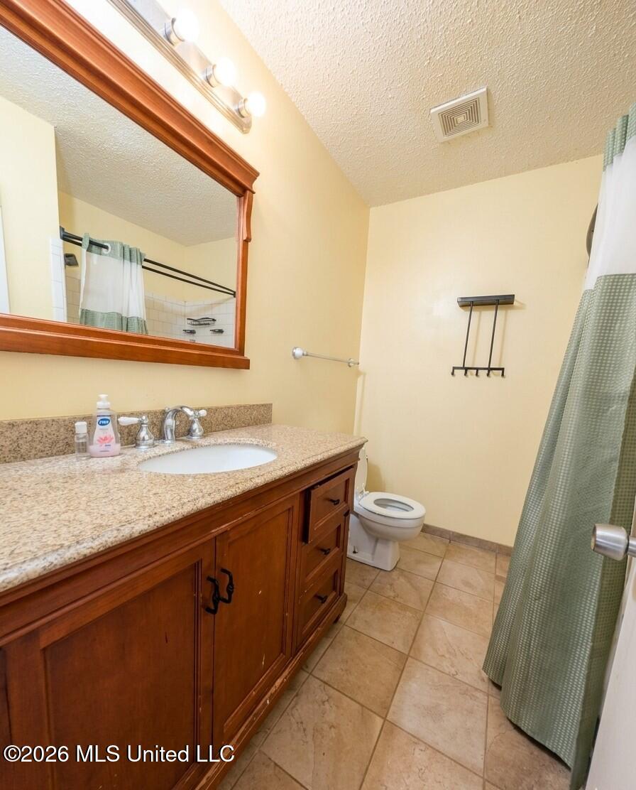5347 Nail Road Property Photo 6