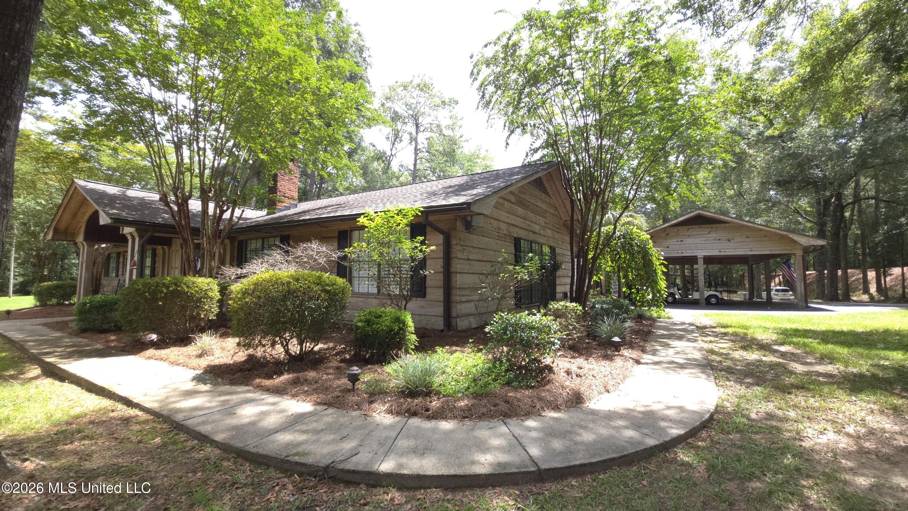 8 Sunflower Road Property Photo 7