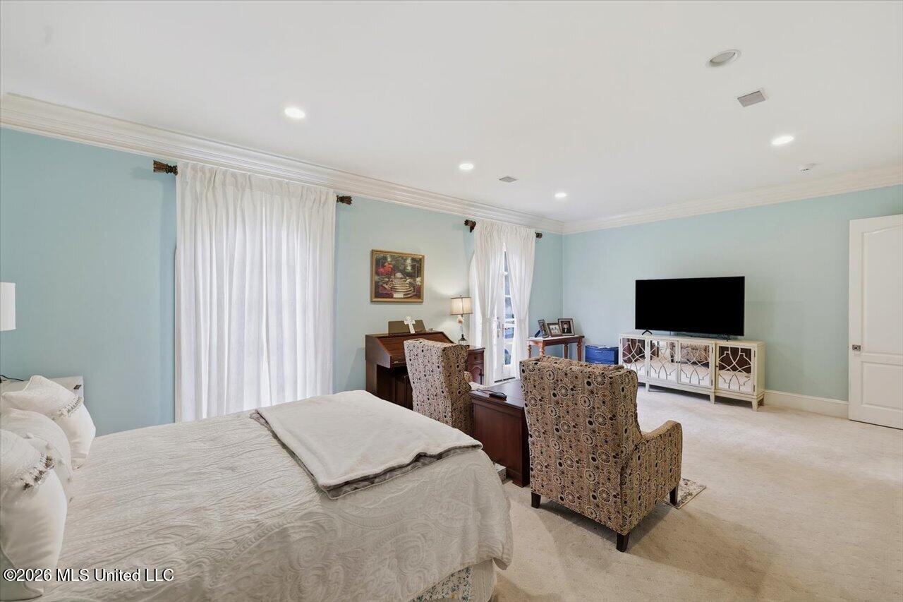 113 Cirencester Drive Property Photo 37