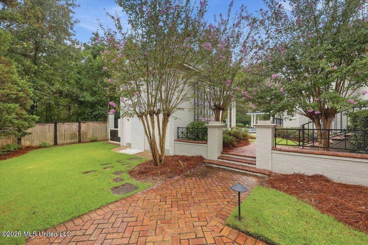 113 Cirencester Drive Property Photo 61