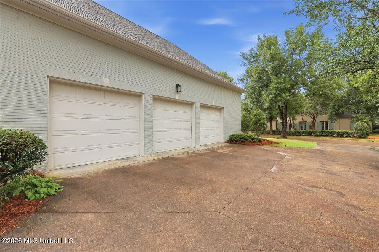 113 Cirencester Drive Property Photo 64