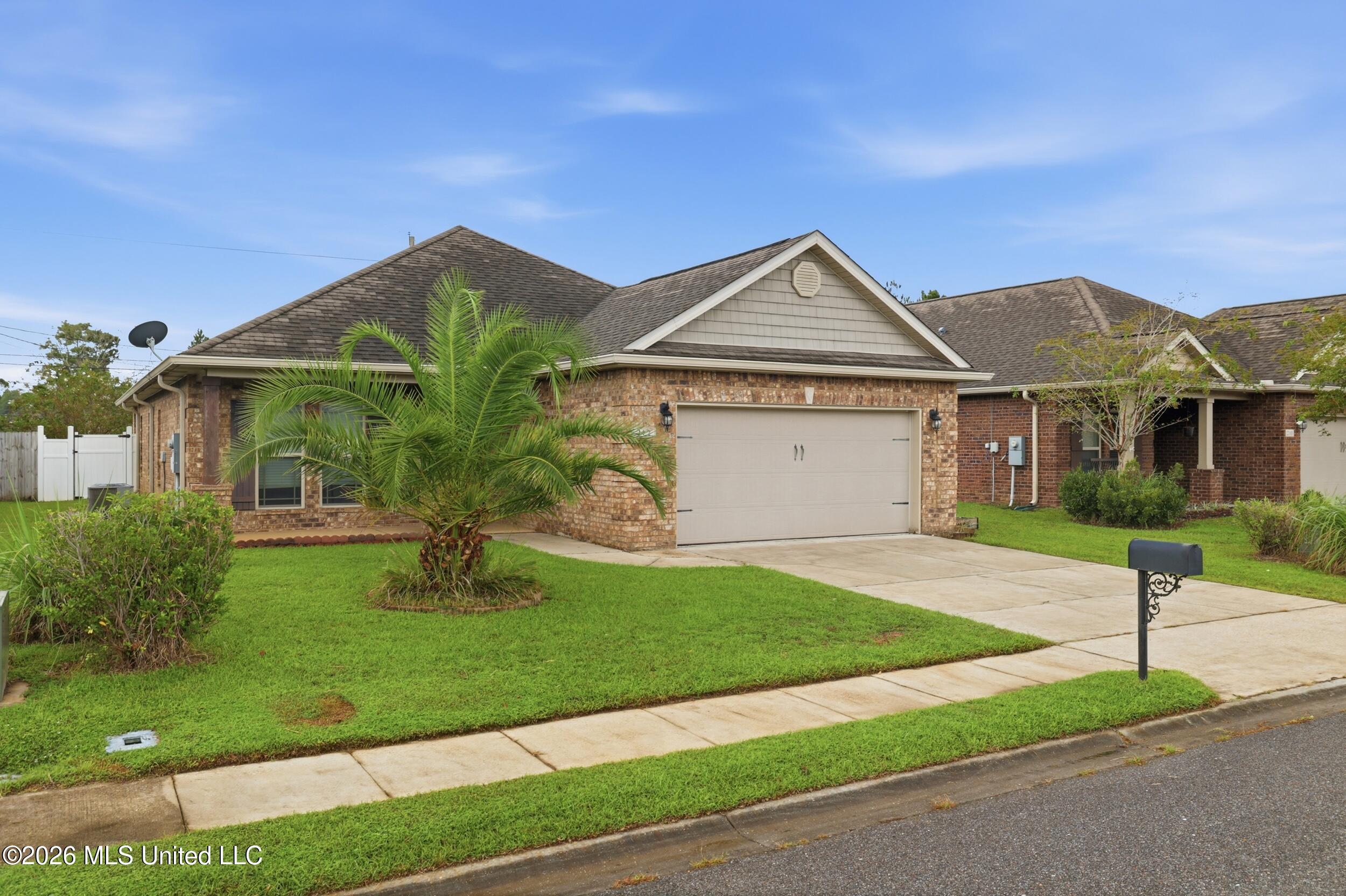 212 Sandy Drive Property Photo 2