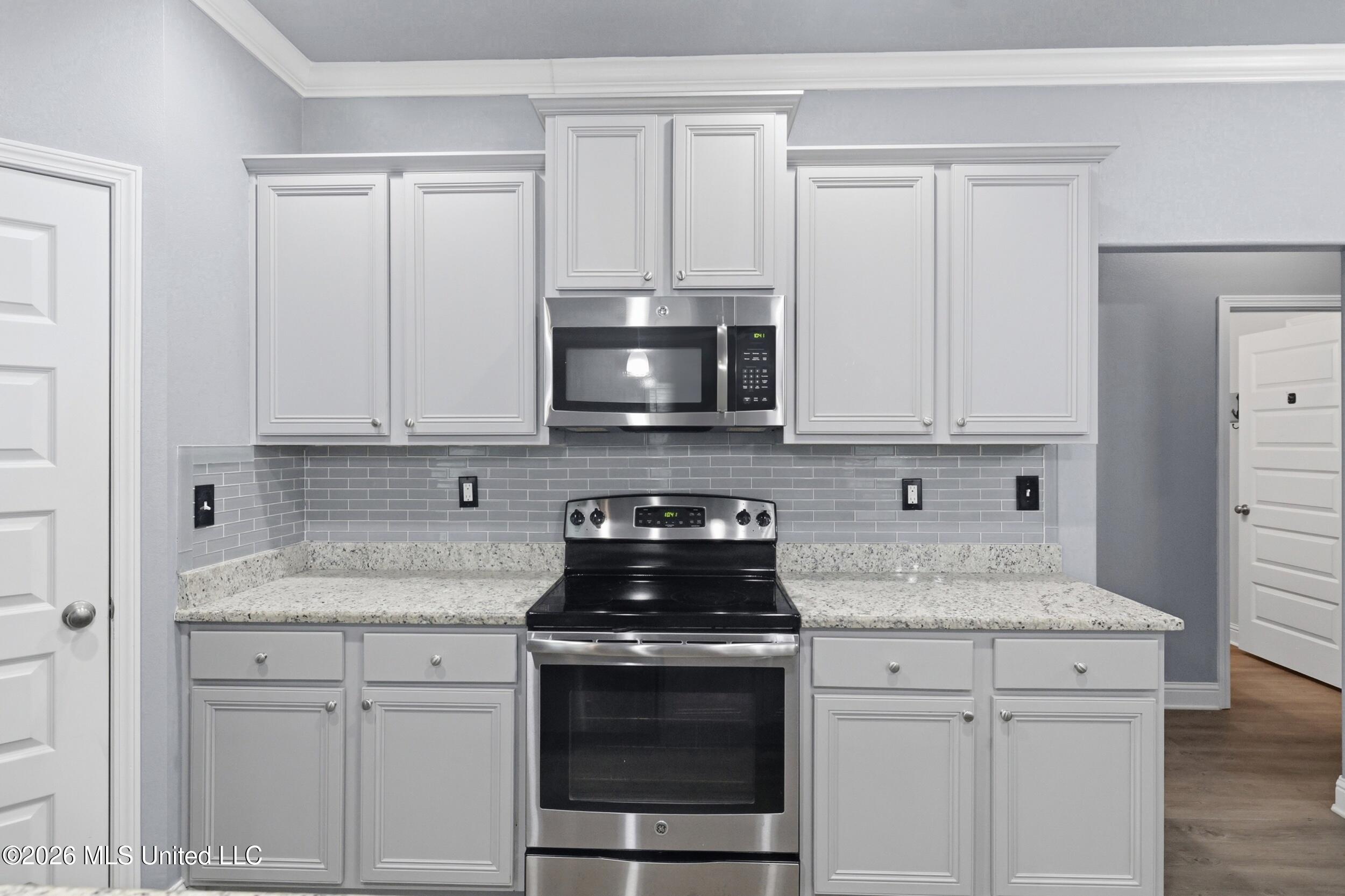 212 Sandy Drive Property Photo 13