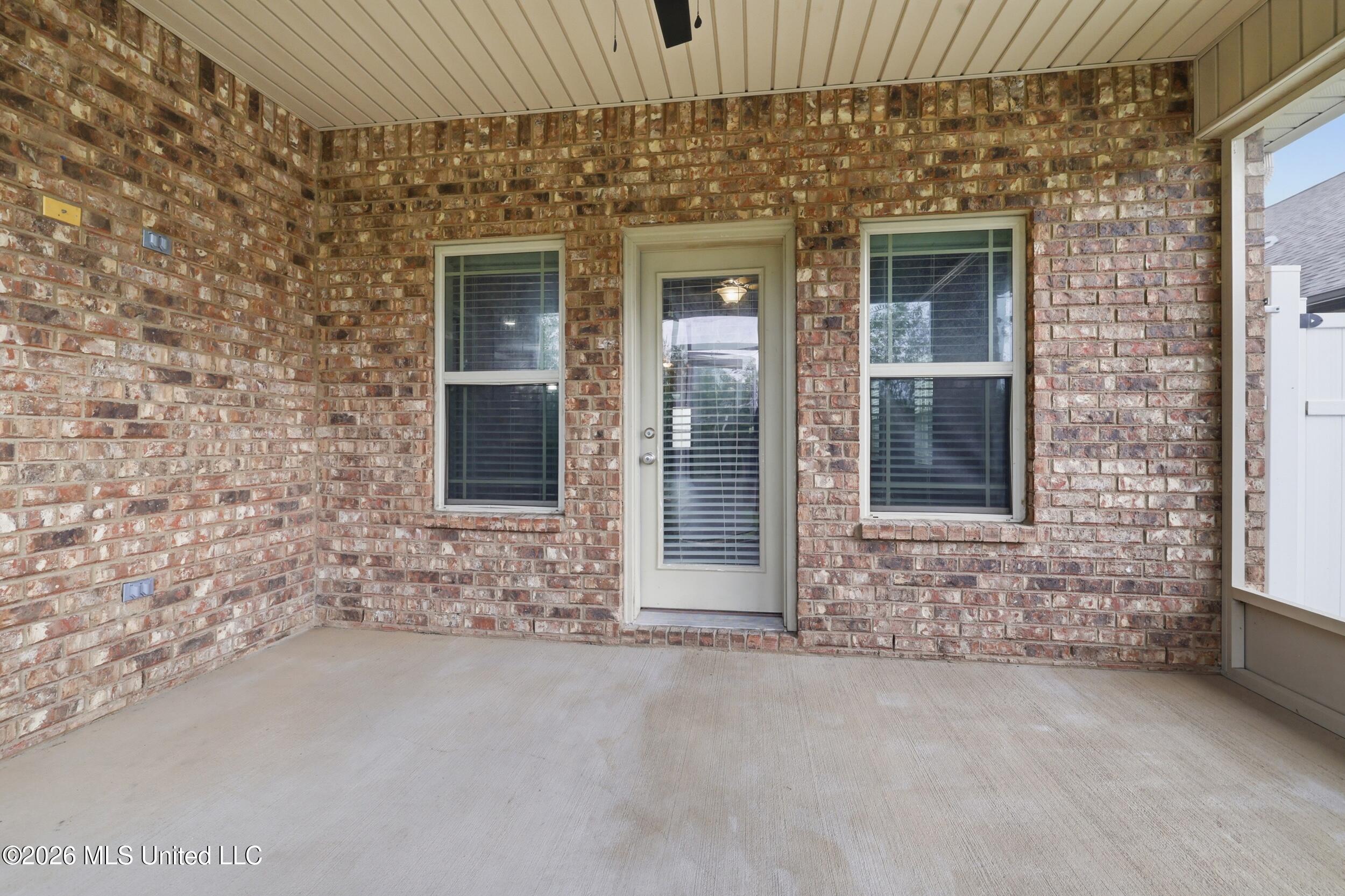 212 Sandy Drive Property Photo 30