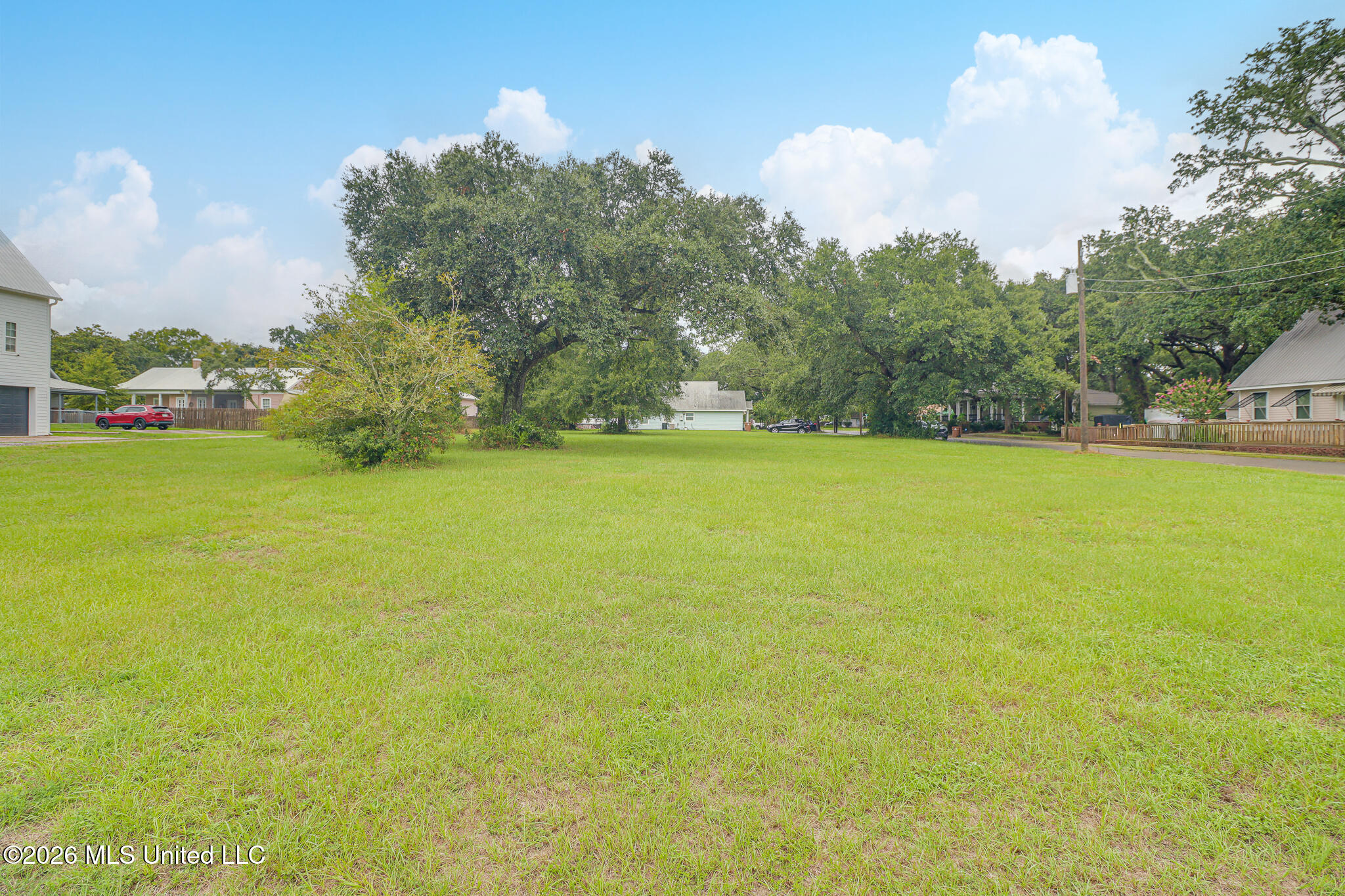 129 Saint Charles Avenue Property Photo 6