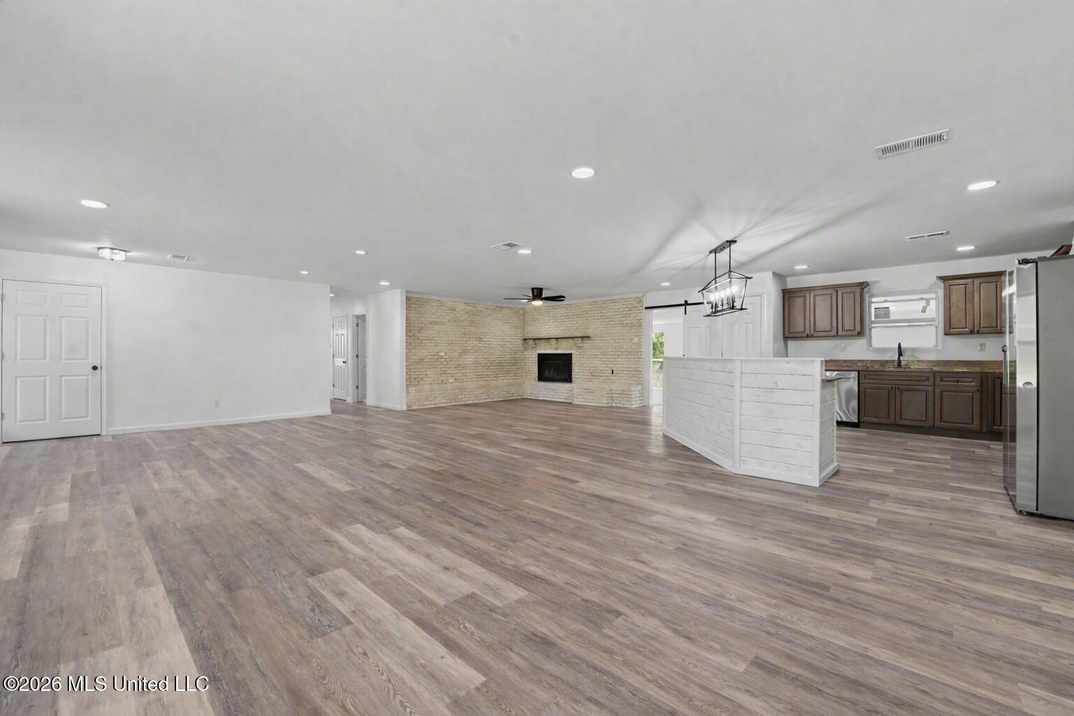 296 Tom Hempstead Road Property Photo 11