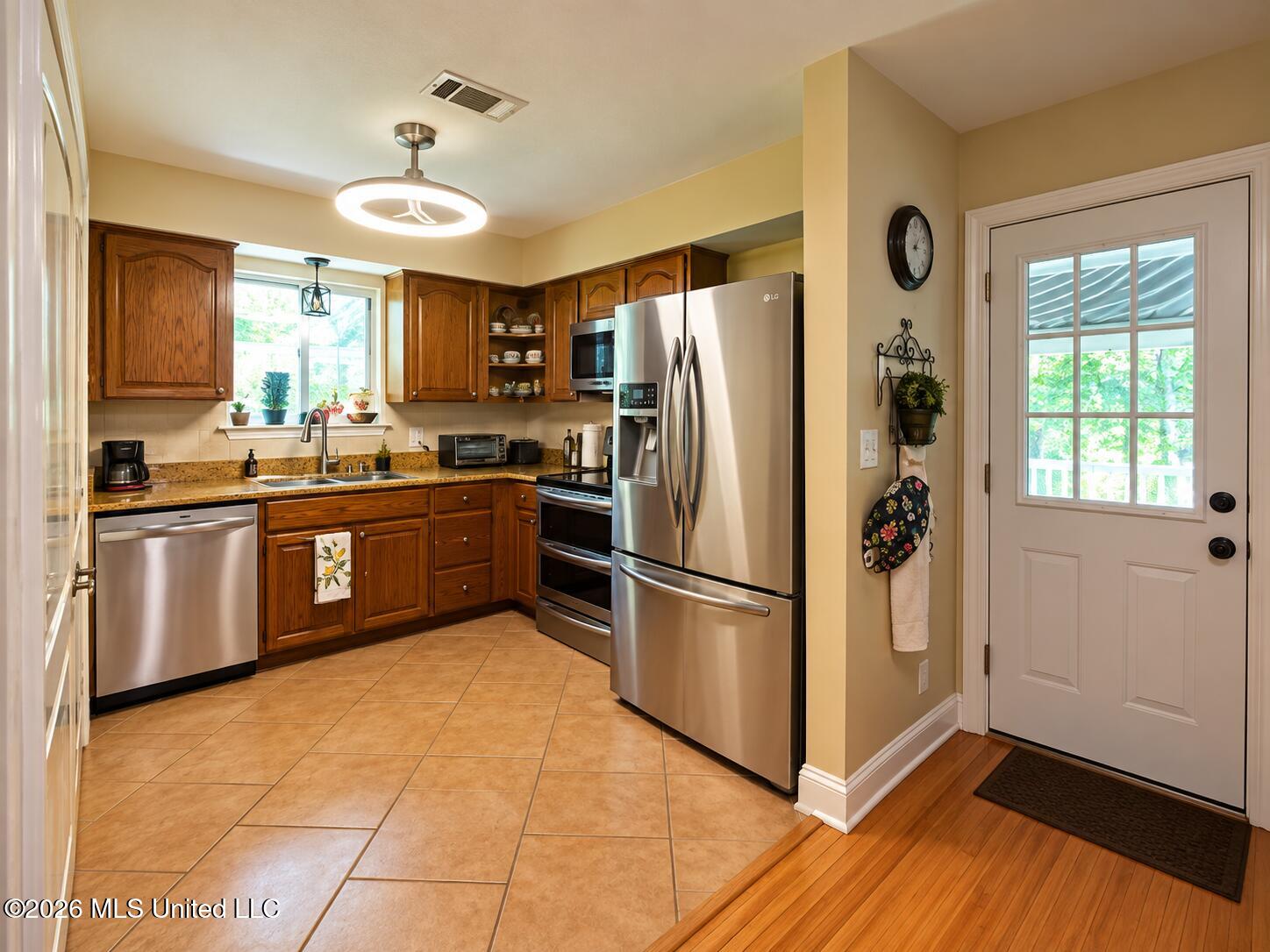 9936 Ana Hulu Street Property Photo 10