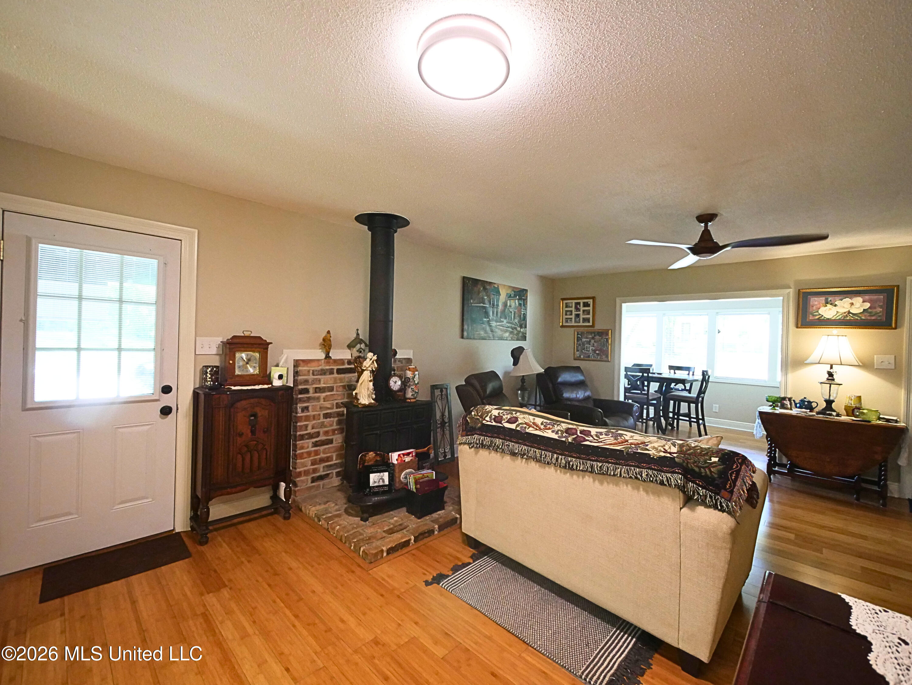 9936 Ana Hulu Street Property Photo 12