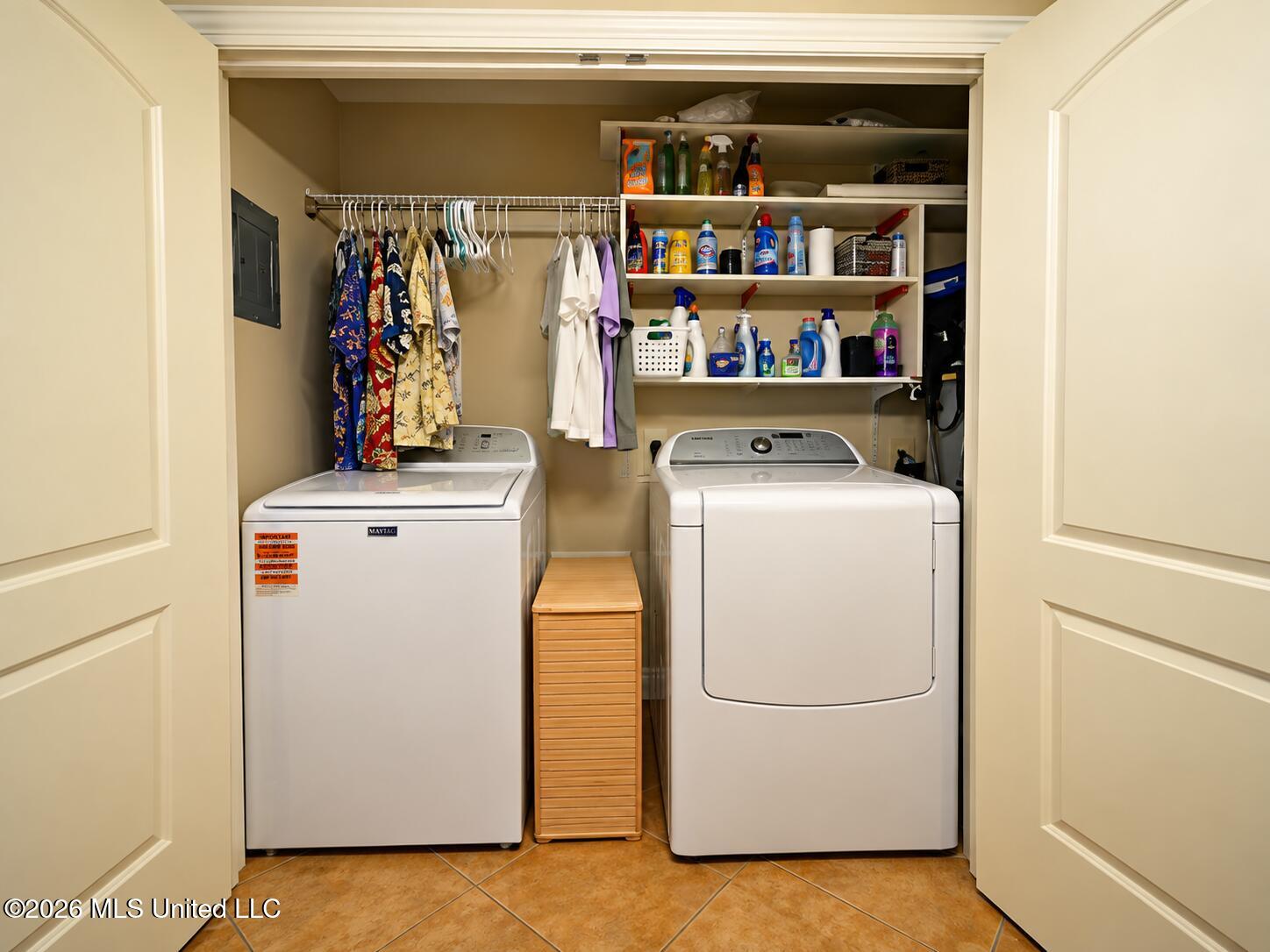 9936 Ana Hulu Street Property Photo 12